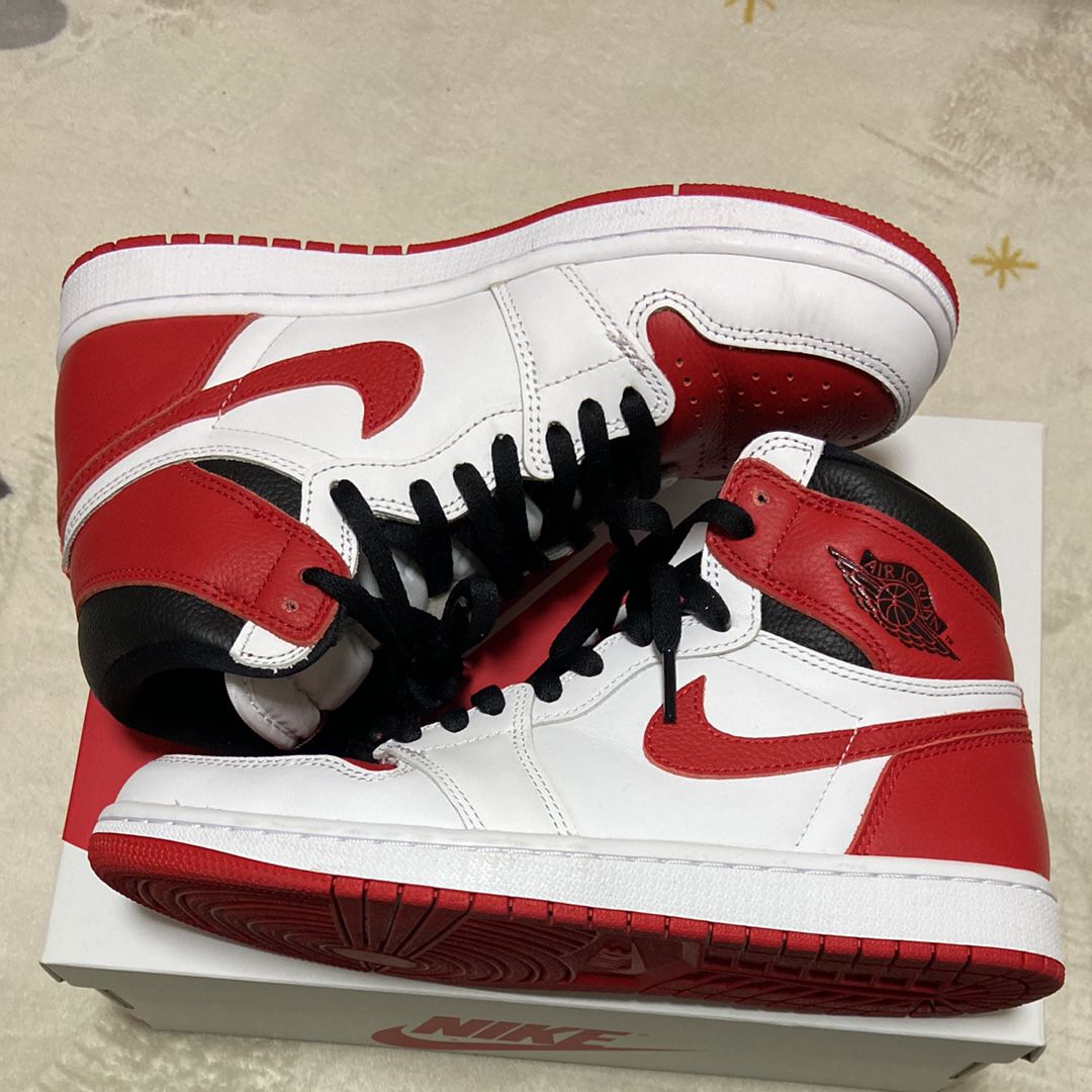 Nike Air Jordan 1 High OG "Heritage" 