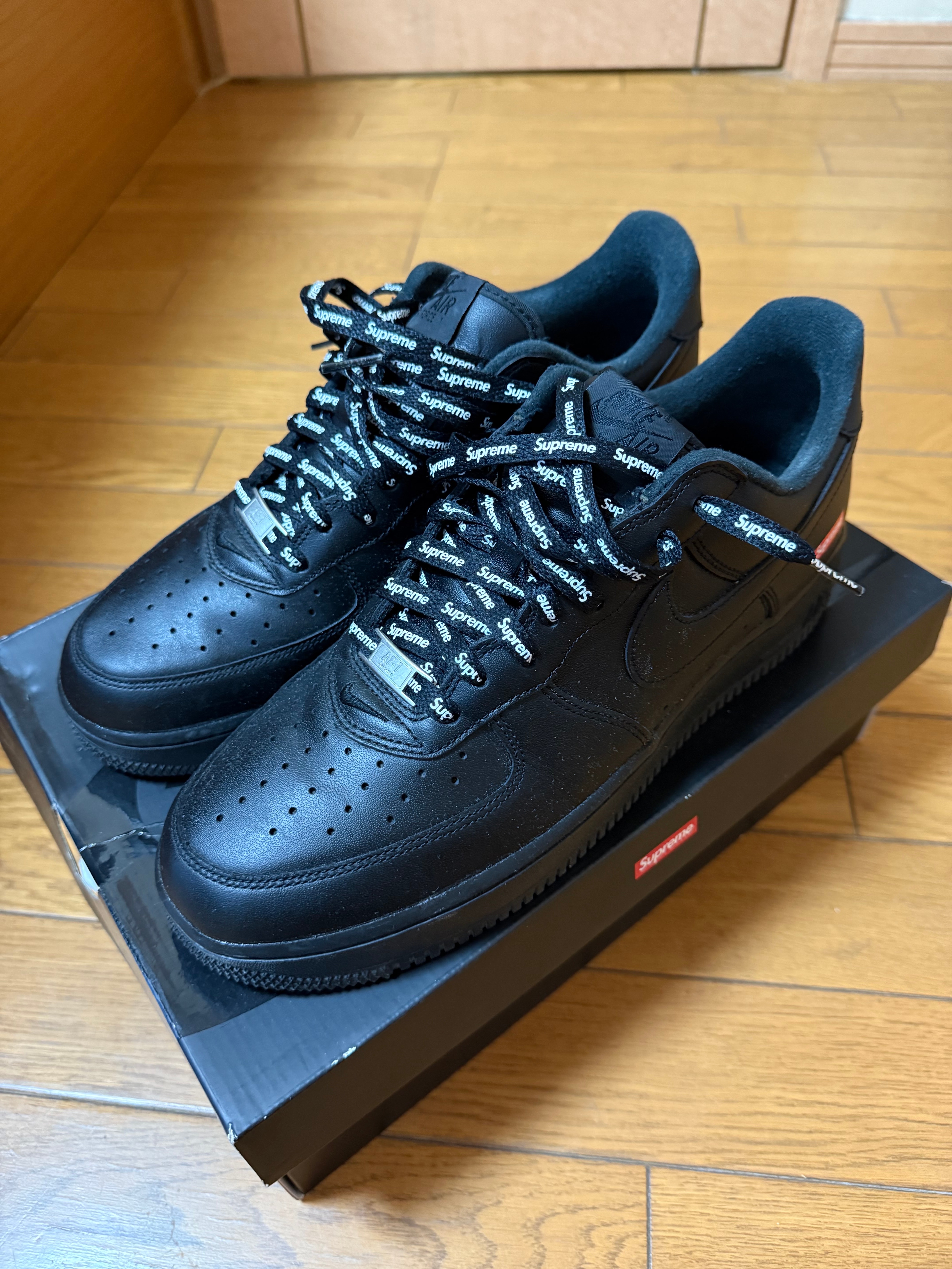Supreme × Nike Air Force 1 Low "Black"