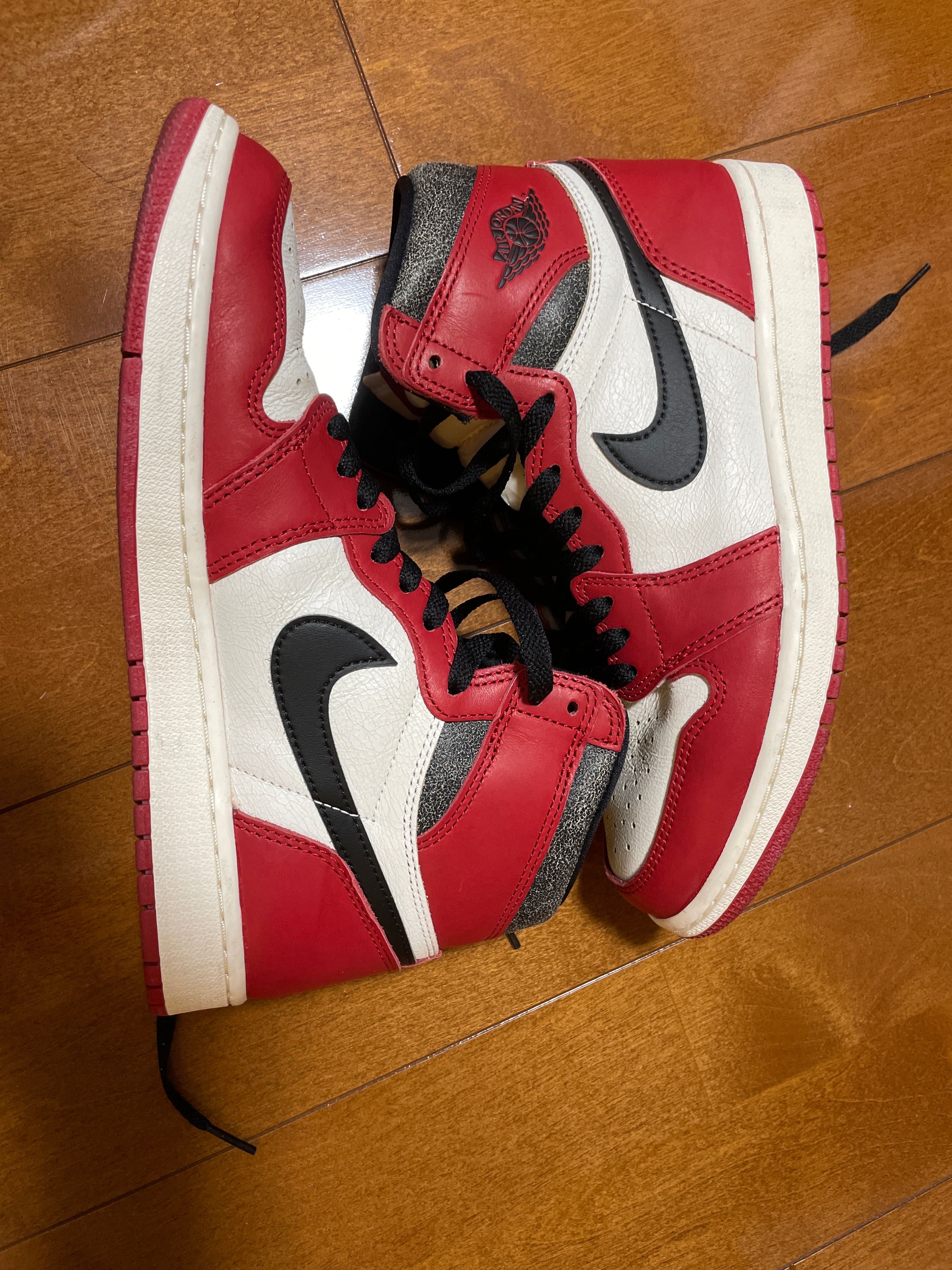 Nike Air Jordan 1 High OG "Lost & Found/Chicago"