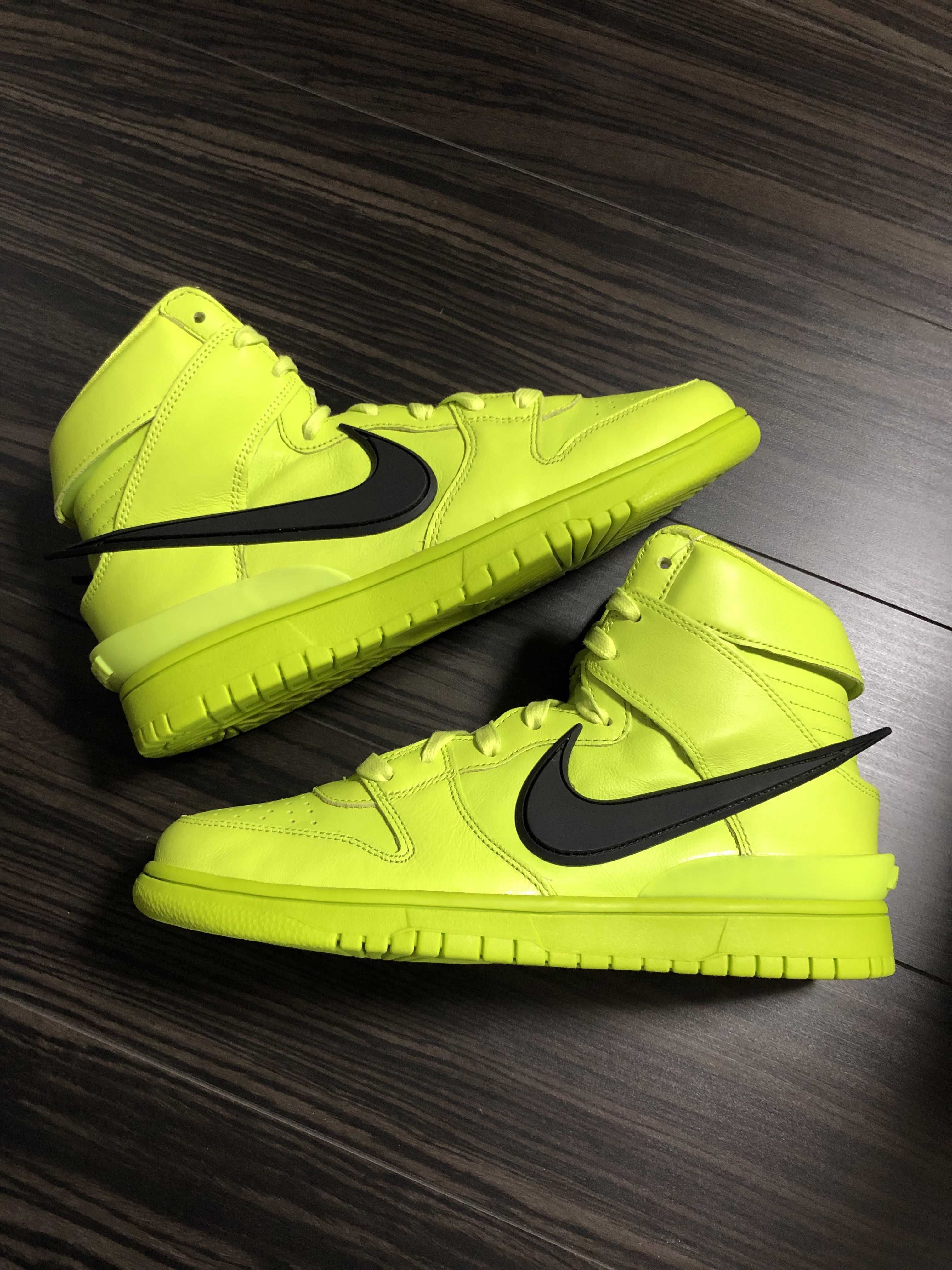 AMBUSH × NIKE DUNK HIGH "FLASH LIME"