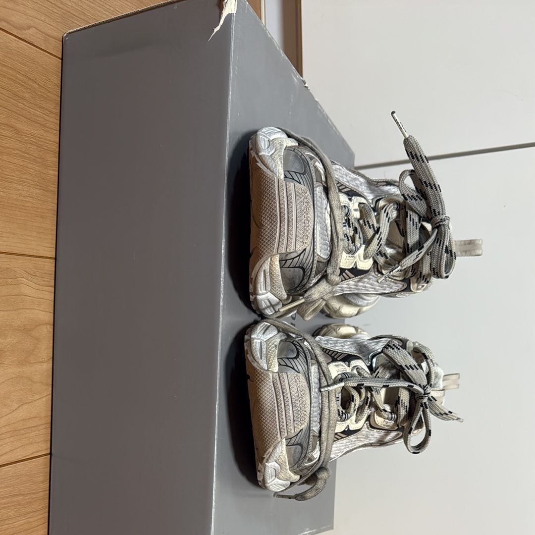 BALENCIAGA 3XL Sneaker "Beige"