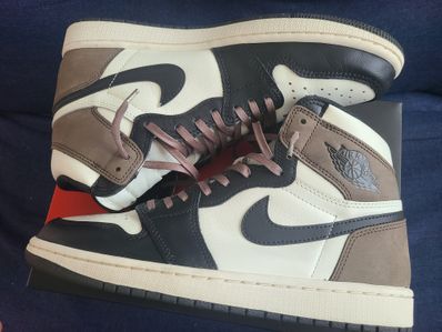 Nike Air Jordan 1 High OG "Sail/Dark Mocha/Black"