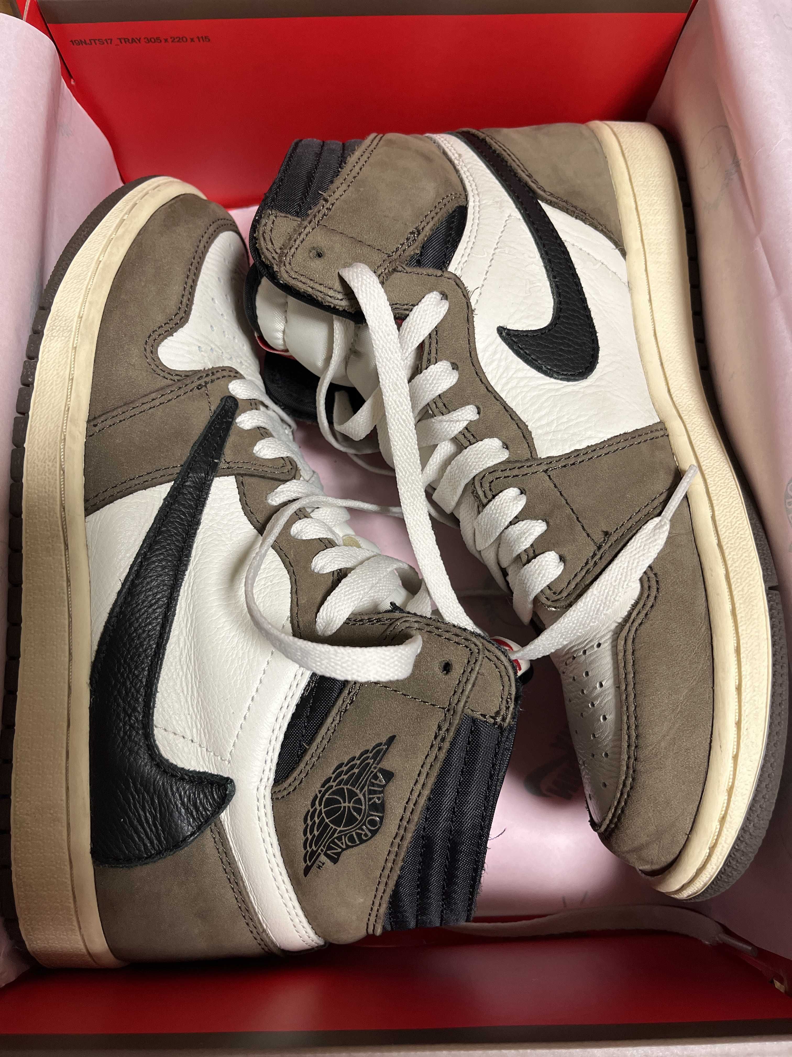 Travis Scott × Nike Air Jordan 1 Retro High OG TS SP "Sail/Dark Mocha"