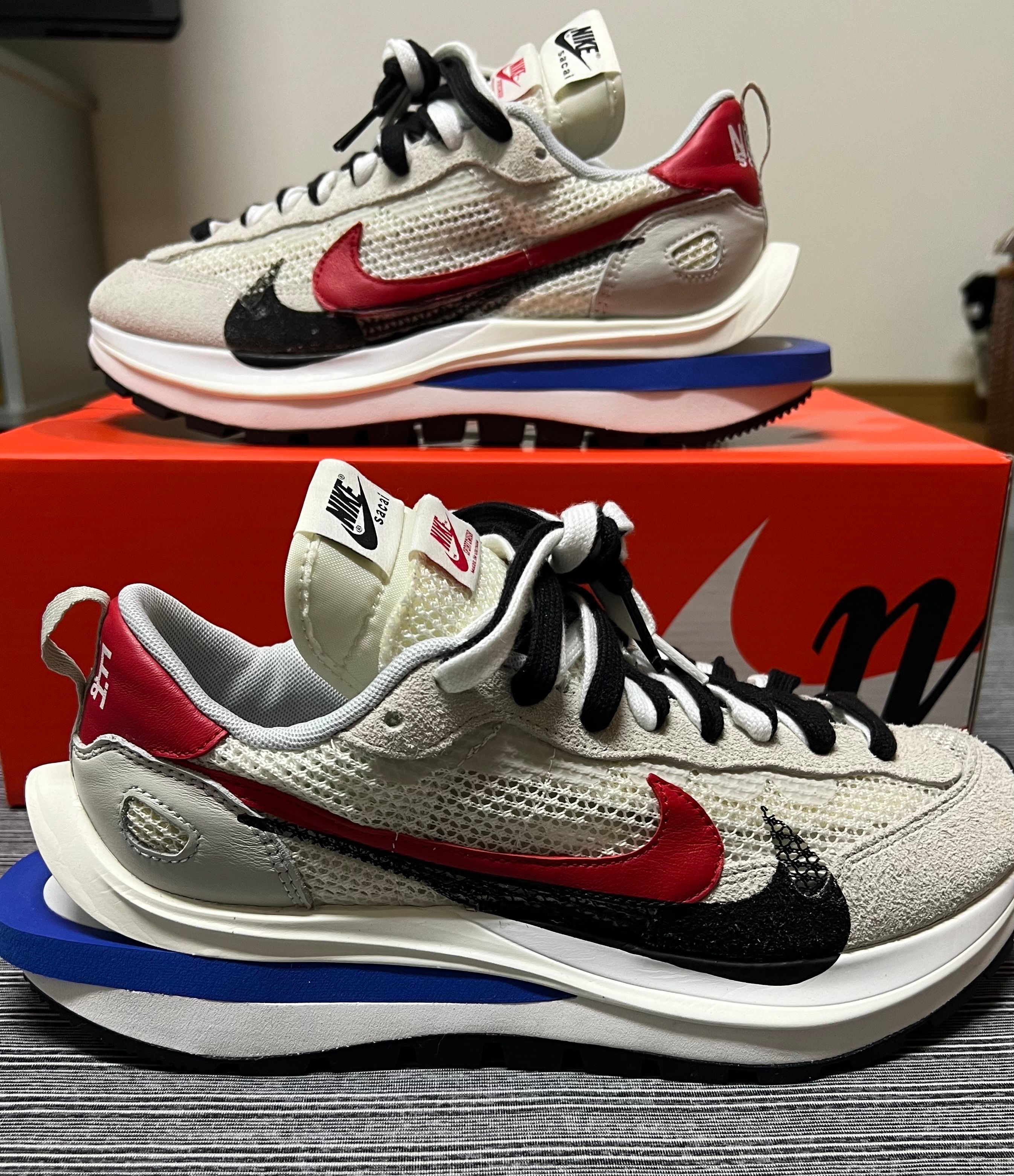 sacai × Nike Vapor Waffle "Royal Fuchsia"