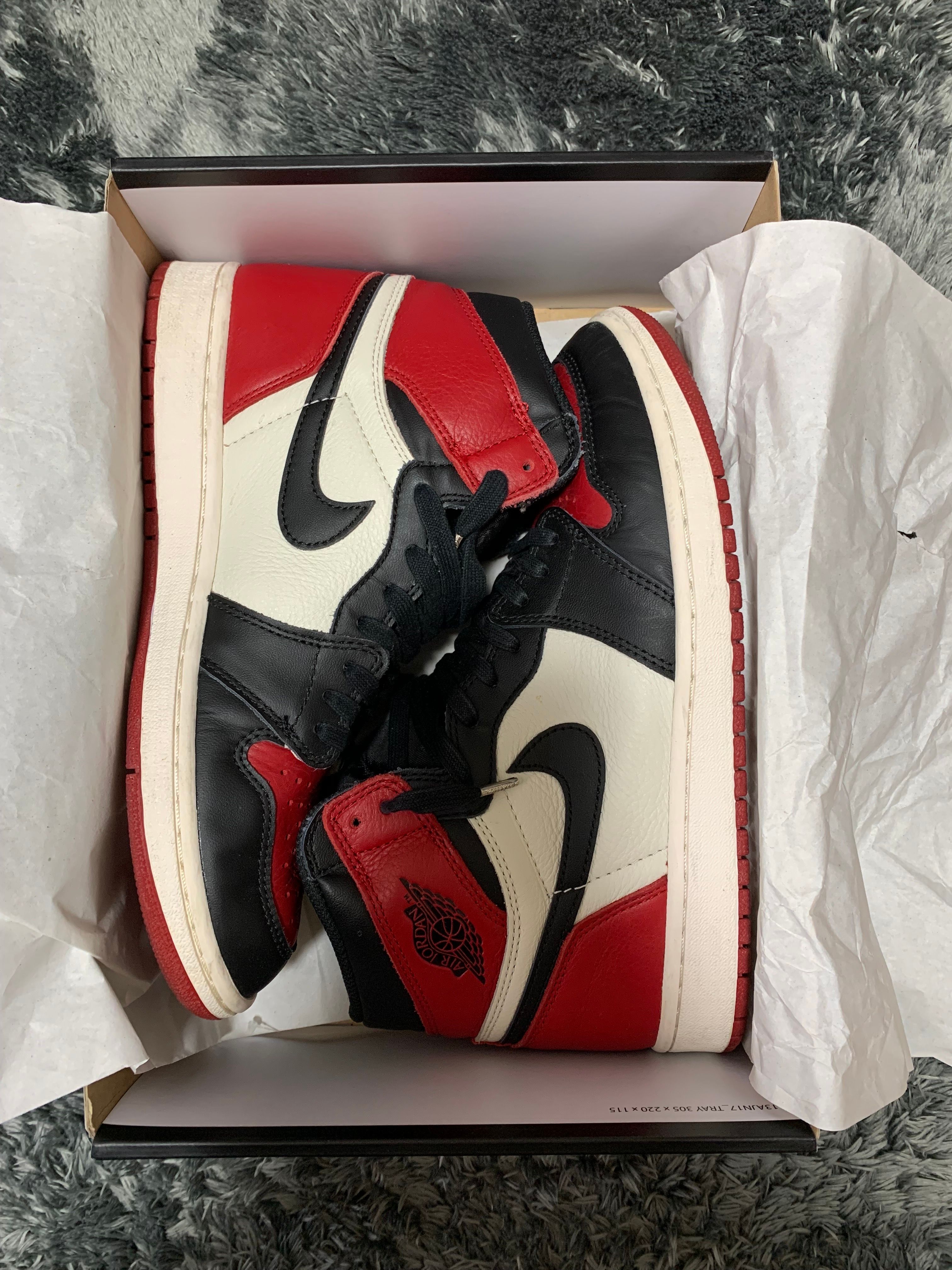 Nike Air Jordan 1 Retro High OG "Bred Toe"
