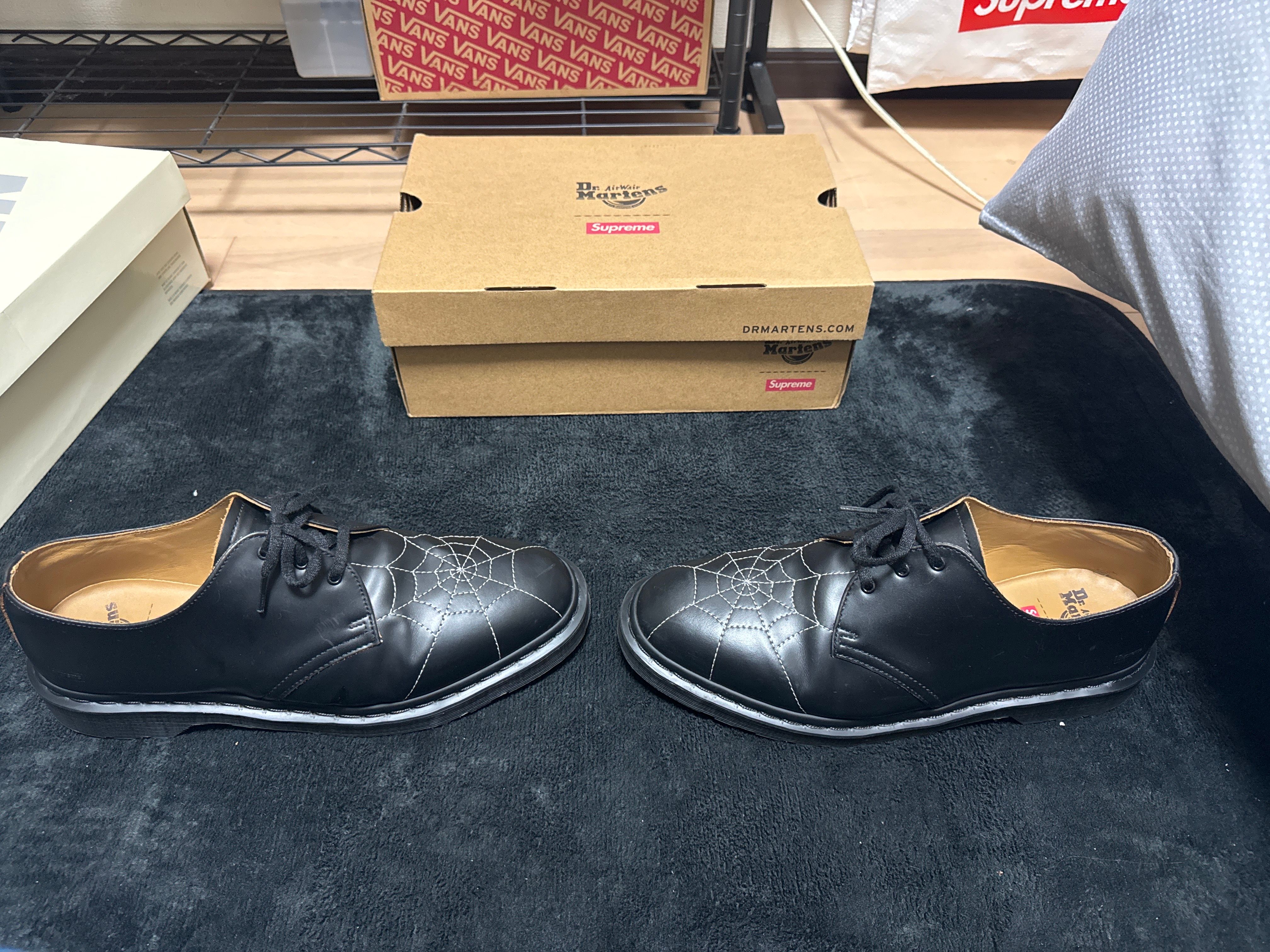 Supreme × Dr.Martens Spiderweb 3 Eye Shoe "Black"