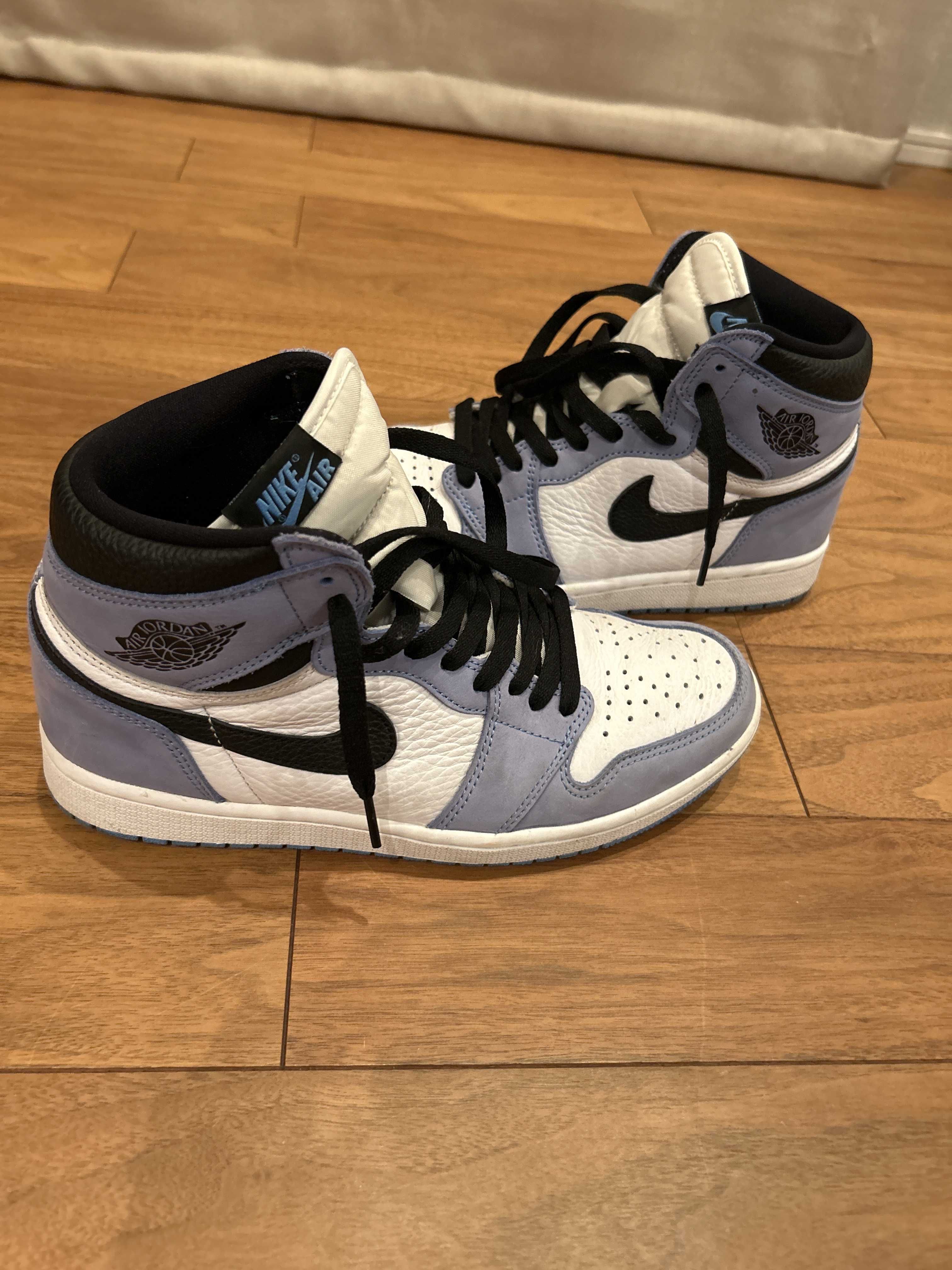 Nike Air Jordan 1 High OG "University Blue"