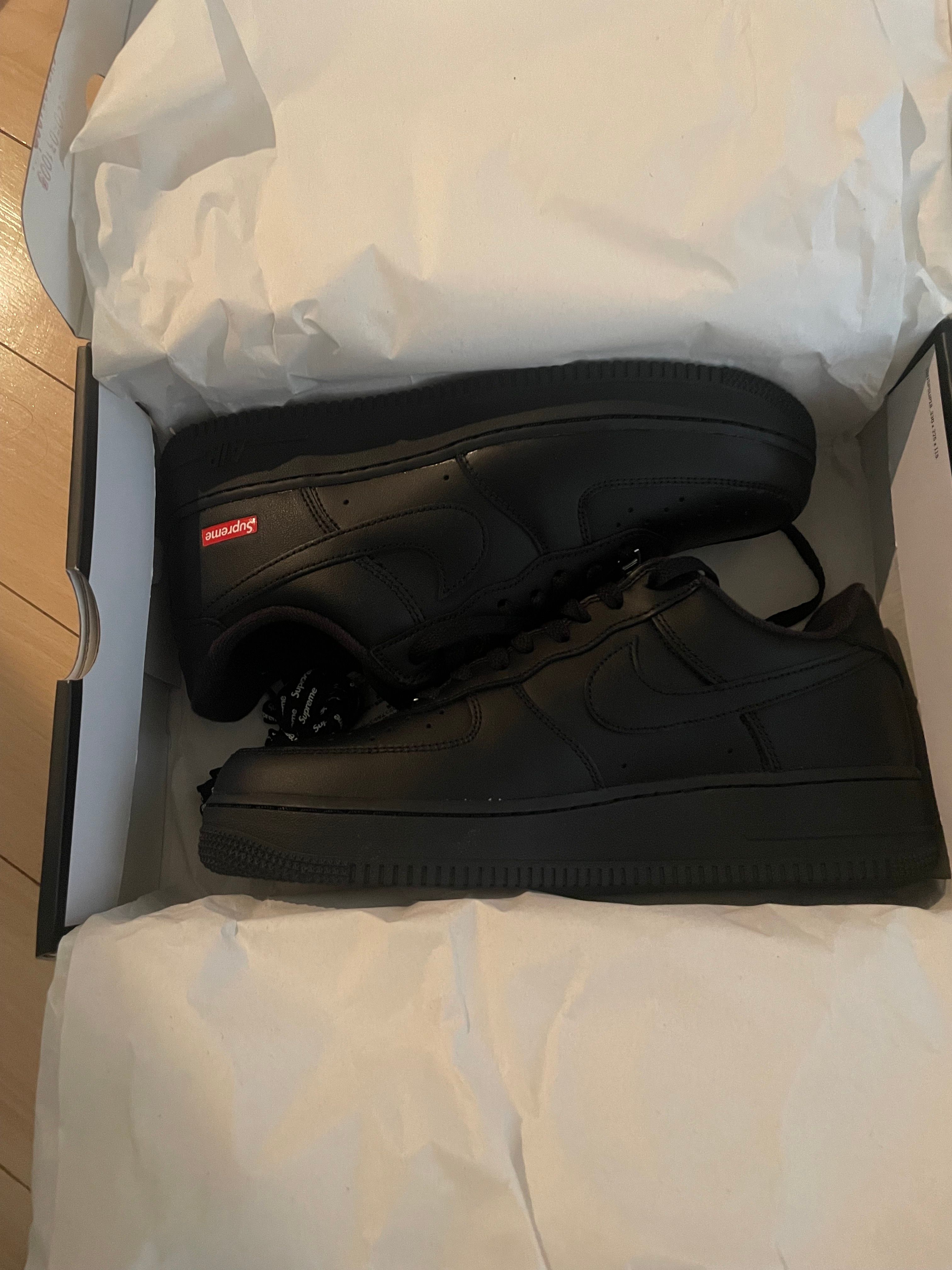 Supreme × Nike Air Force 1 Low "Black"