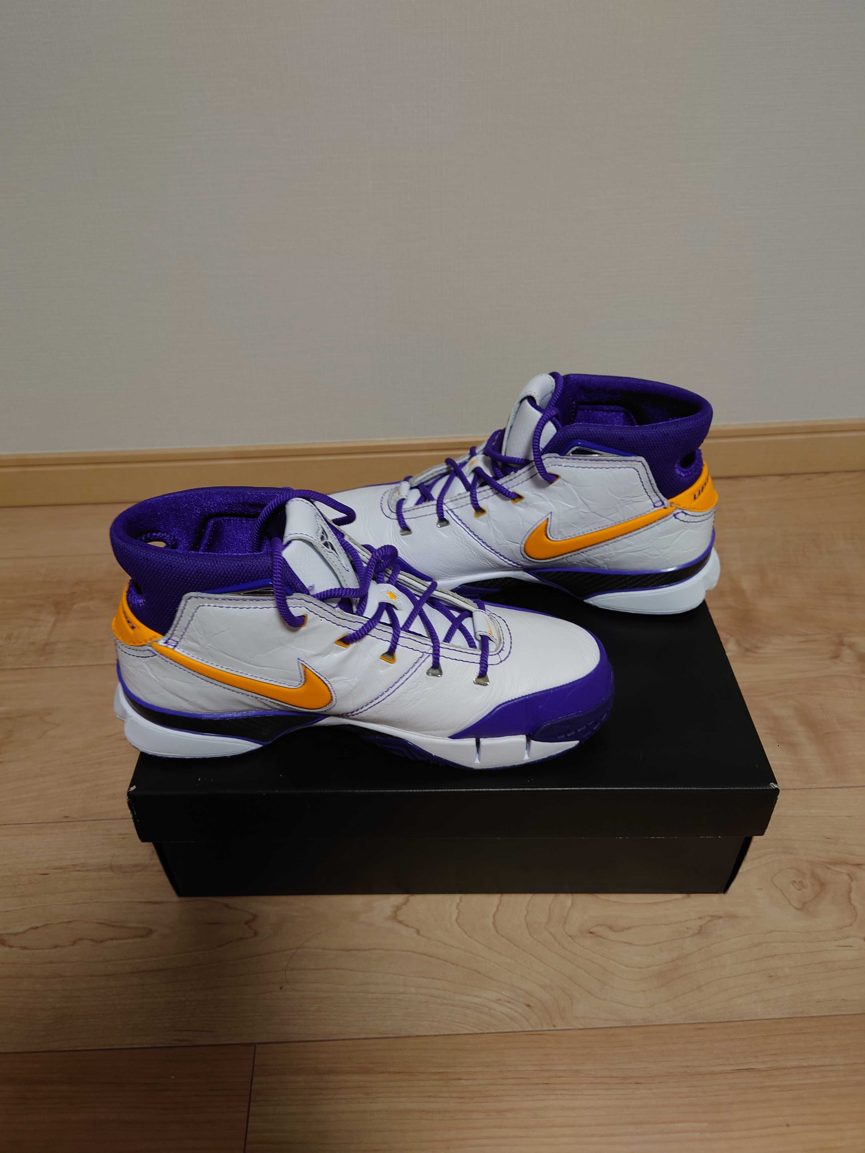 NIKE KOBE PROTRO "THINK 16" (CLOSE OUT)