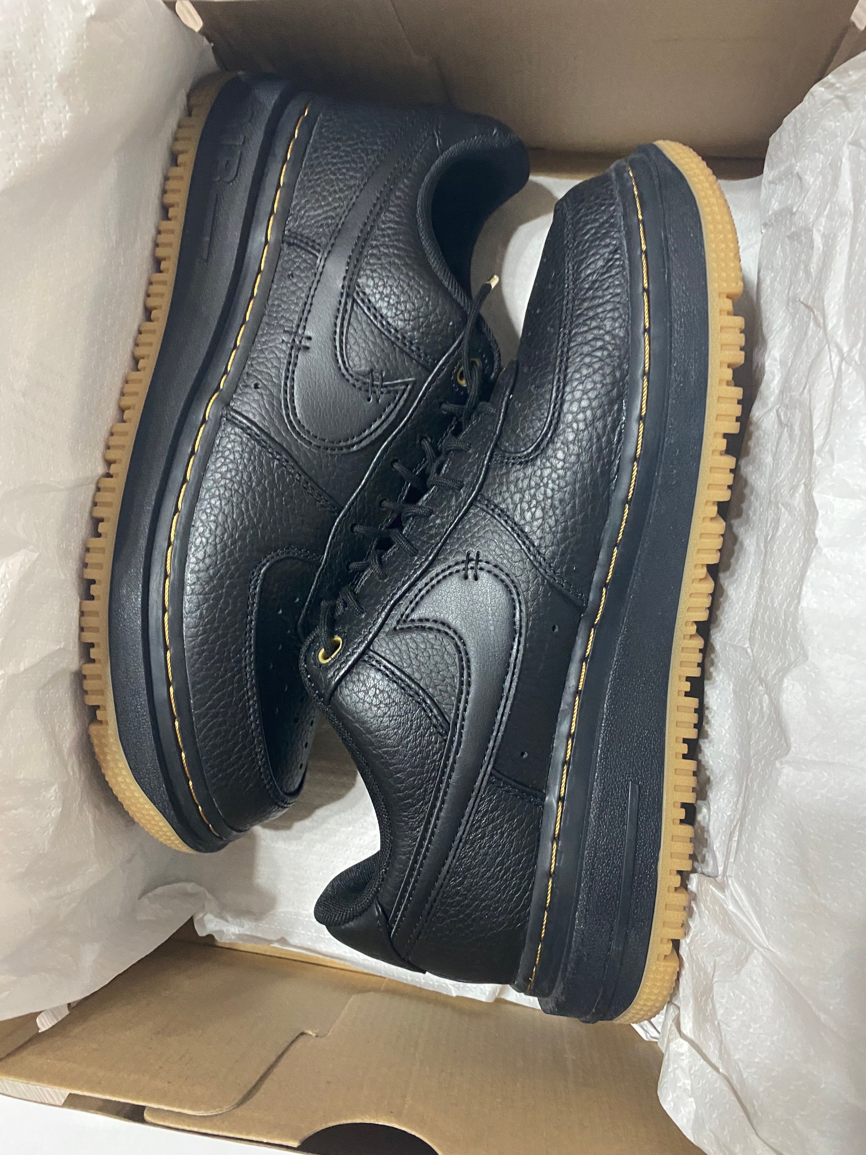 Nike Air Force1 Low Luxe "Black"