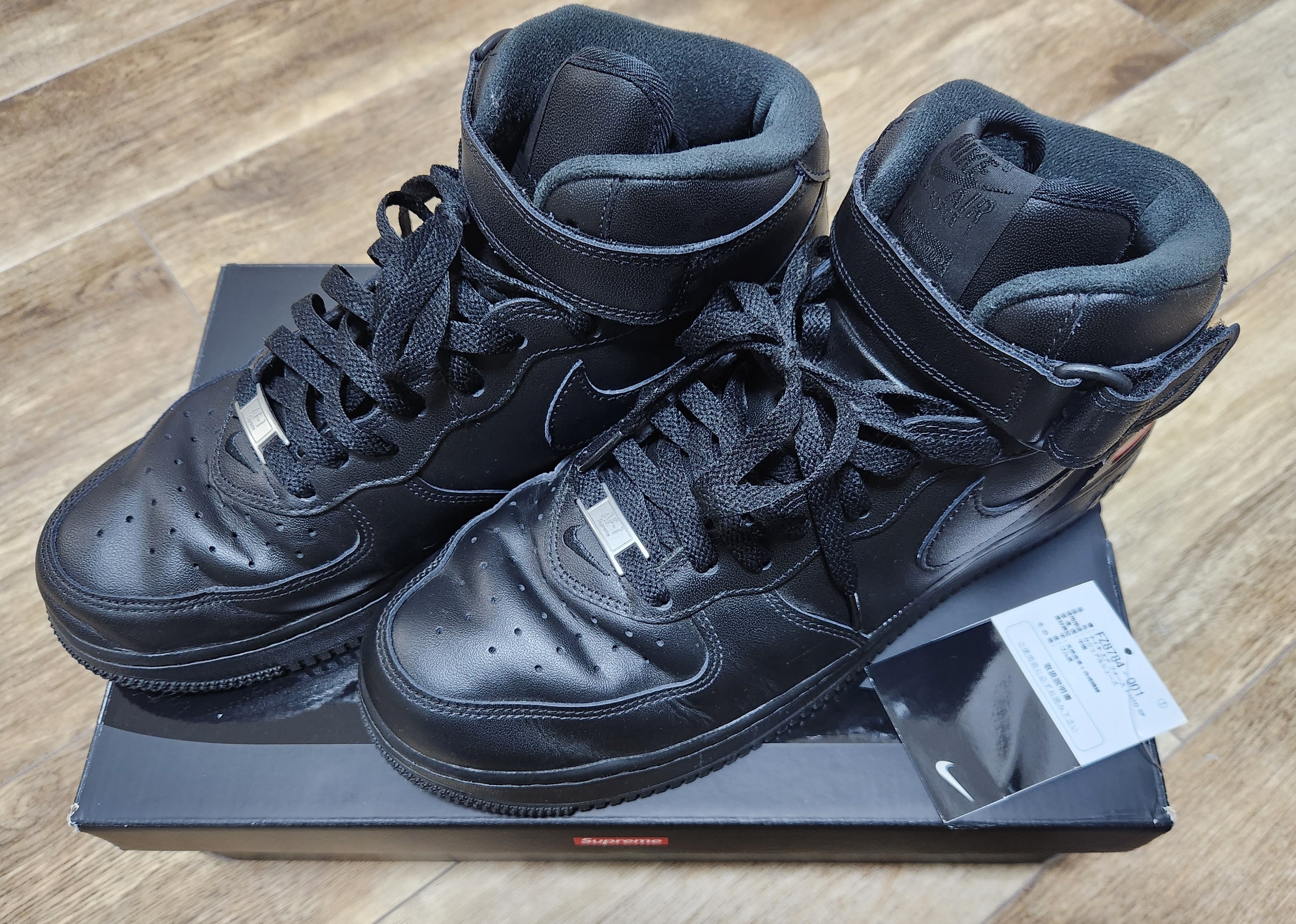 Supreme × Nike Air Force 1 Mid "Black" FW24