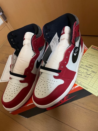 Nike Air Jordan 1 High OG "Lost & Found/Chicago"