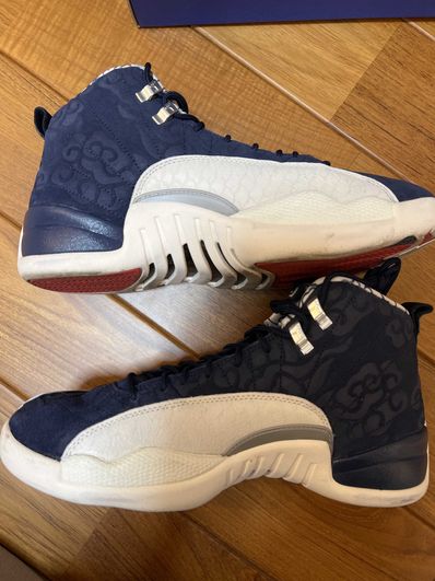 Air jordan 12 international flight hotsell