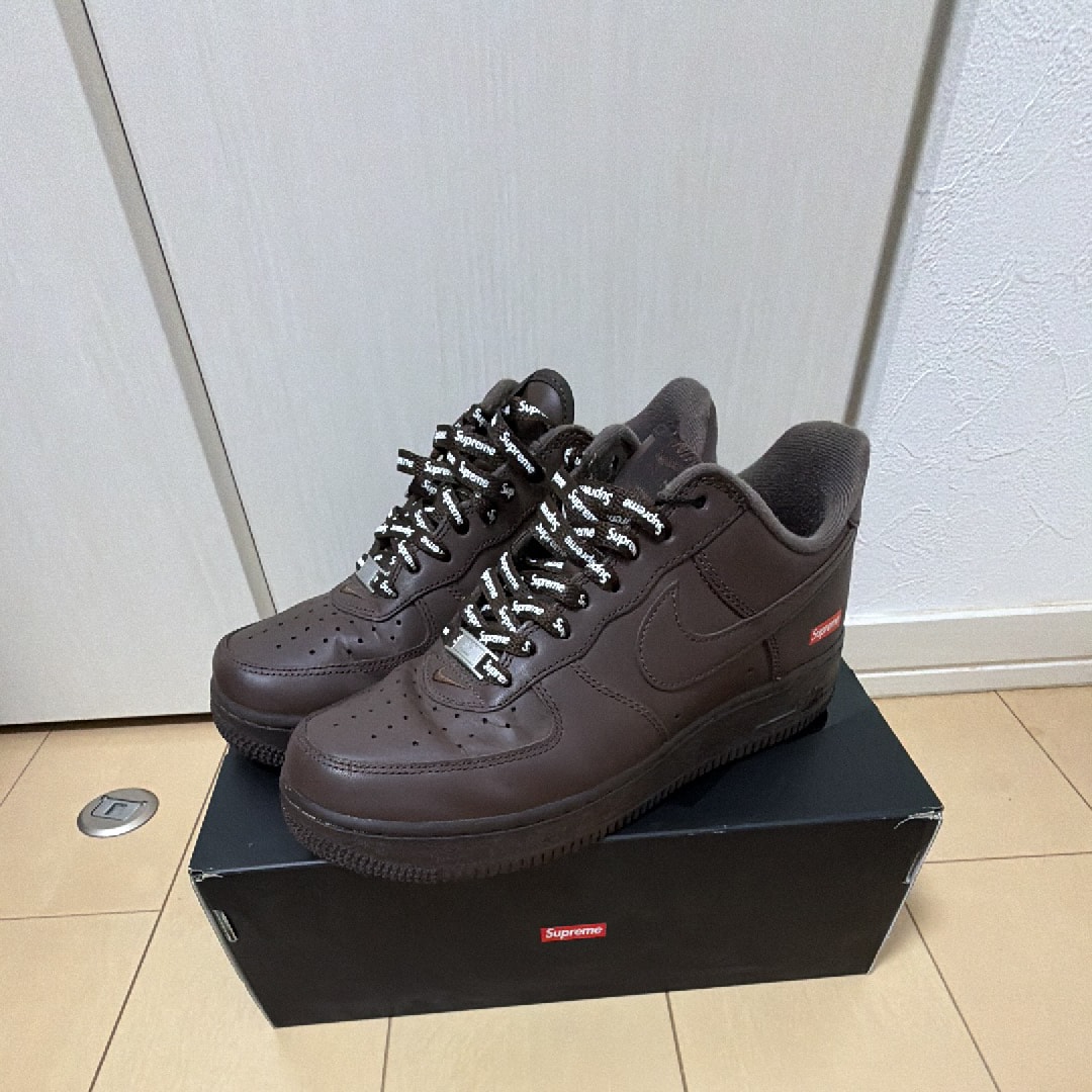 シュプリーム × ナイキ エアフォース1 ロー 