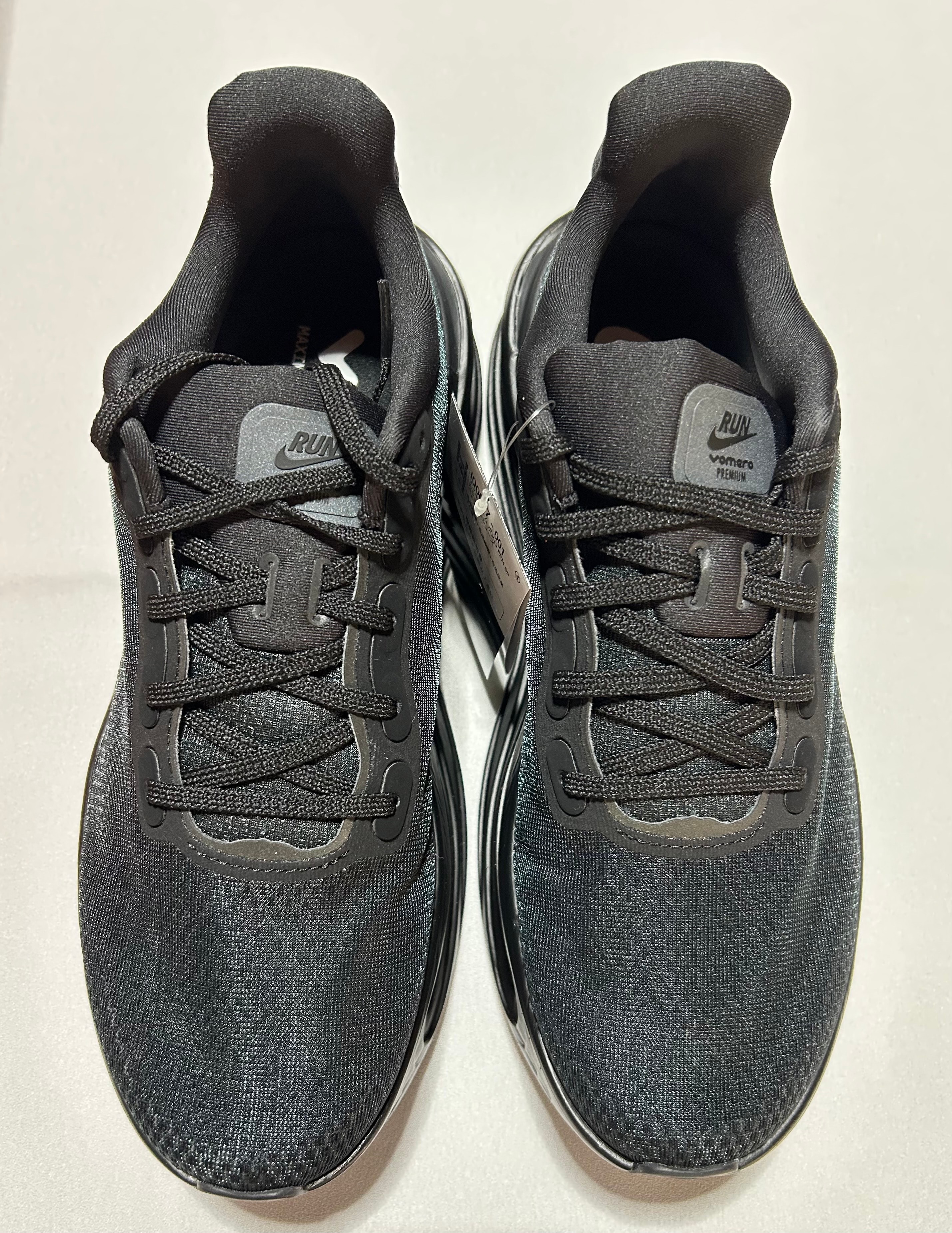 Nike Vomero Premium "Chrome Mini Swoosh/Black"