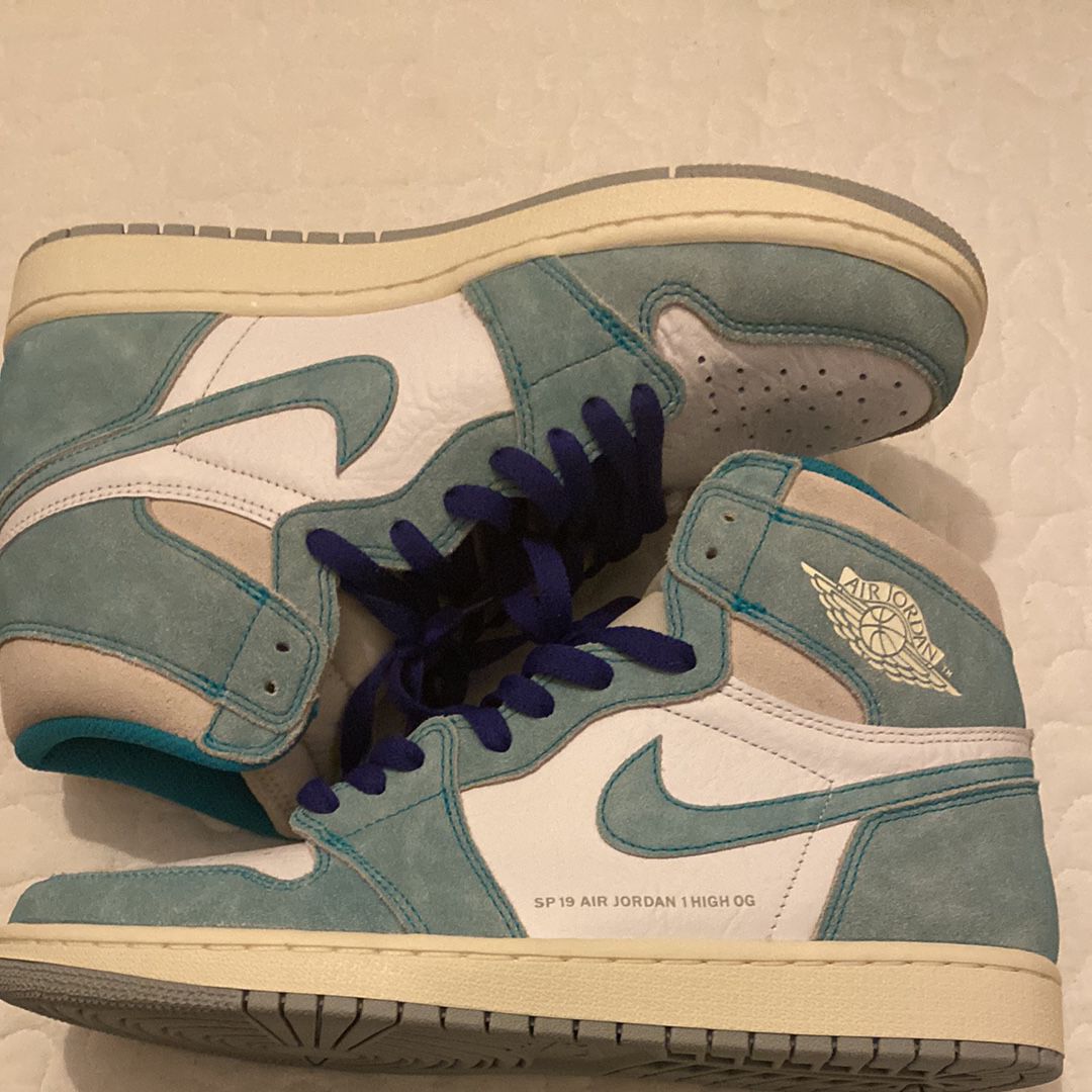 Nike Air Jordan 1 Retro High OG "Turbo Green"