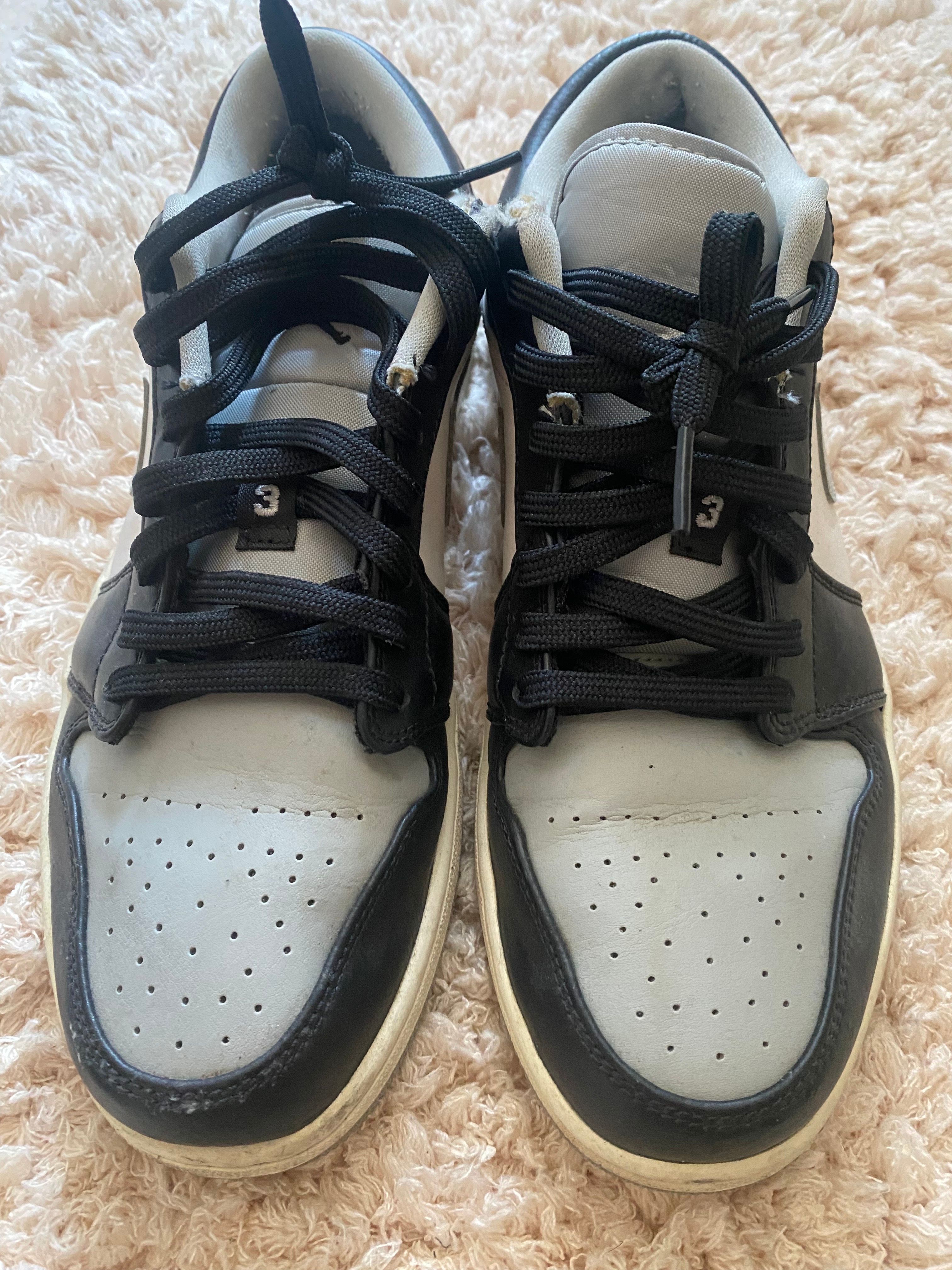 NIKE AIR JORDAN 1 LOW "BLACK/LIGHT SMOKE GREY"