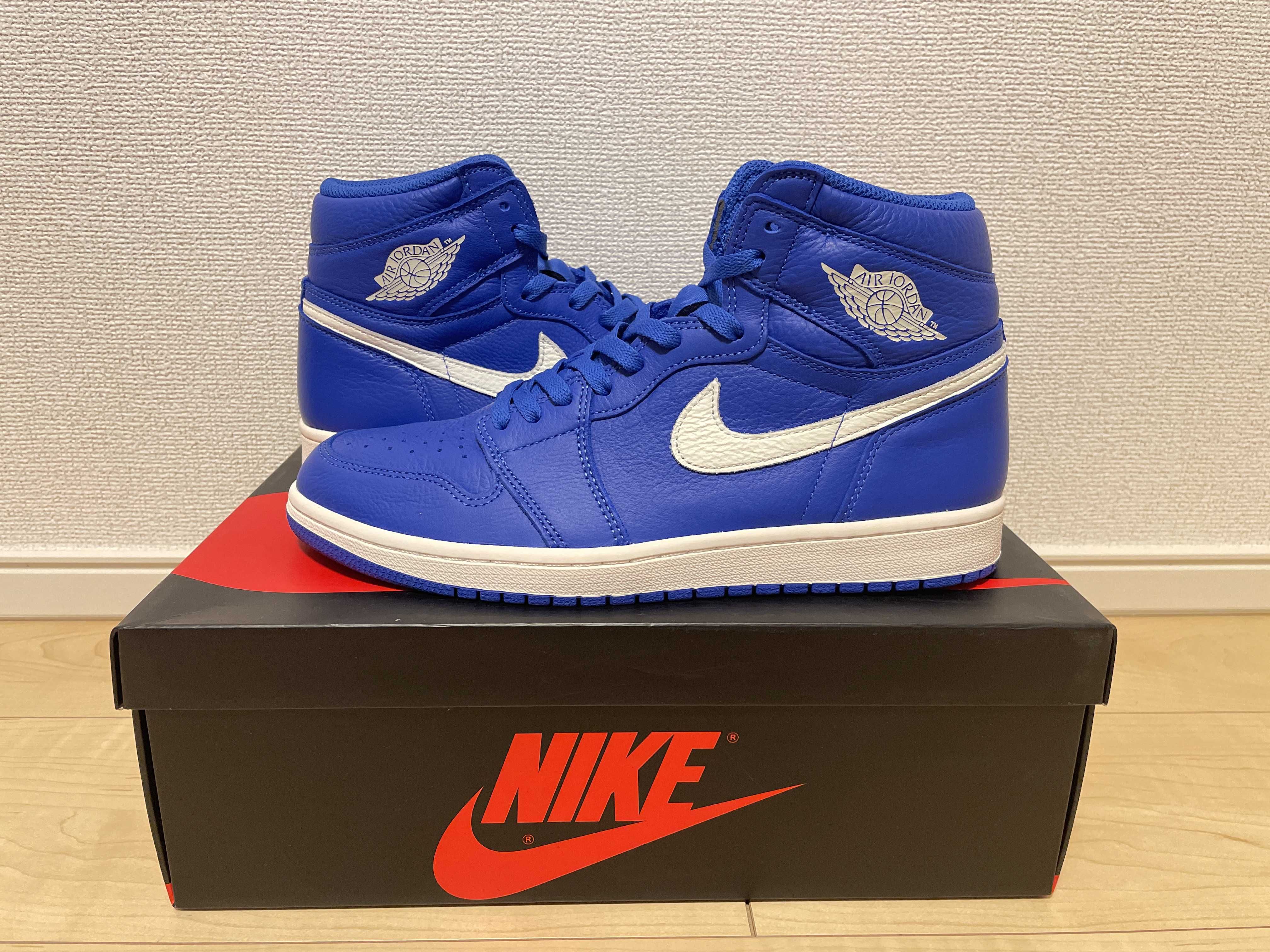 NIKE AIR JORDAN 1 RETRO HIGH "HYPER ROYAL"