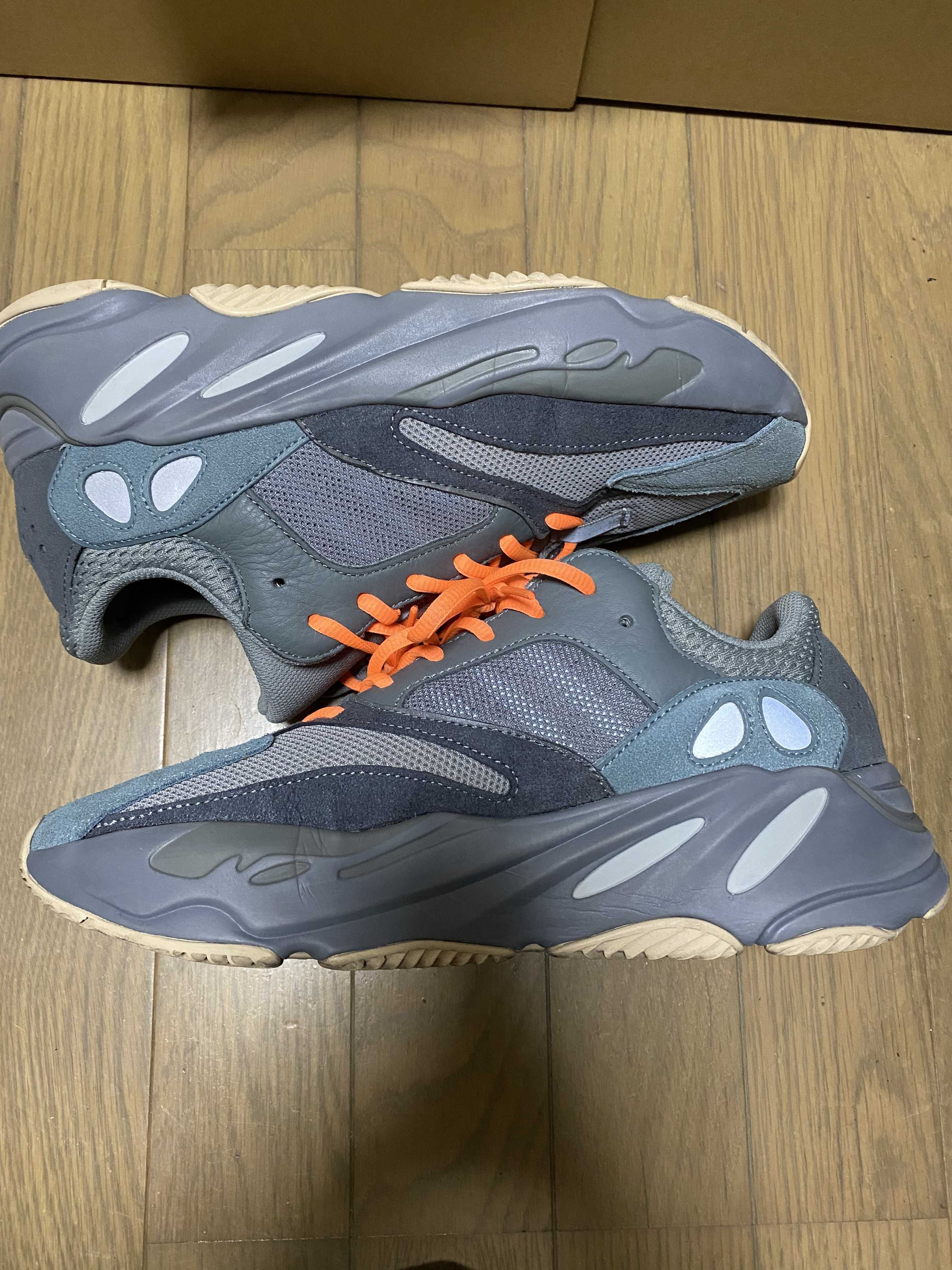 adidas Yeezy Boost 700 "Teal Blue"