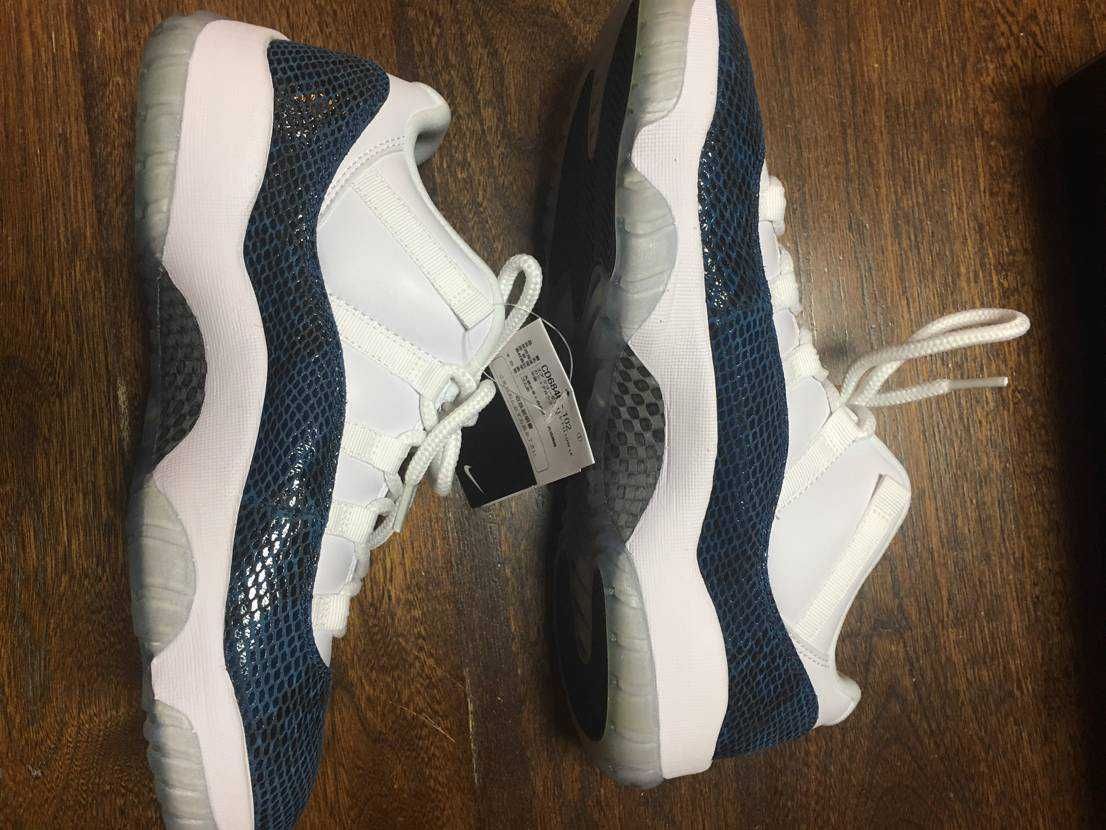 AIR JORDAN 11 LOW "SNAKESKIN"