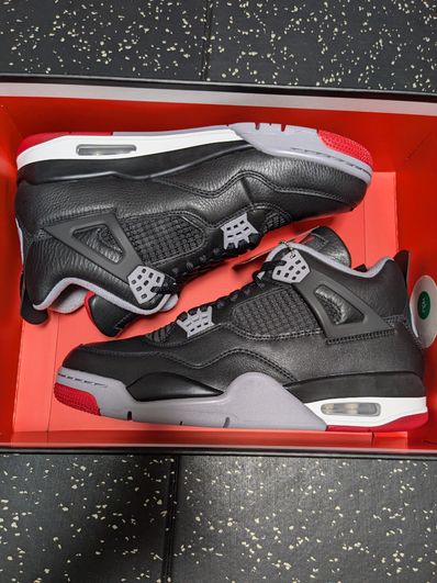 Nike Air Jordan 4 Retro "Bred Reimagined"