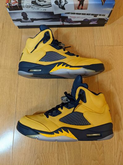 NIKE AIR JORDAN 5 "MICHIGAN"