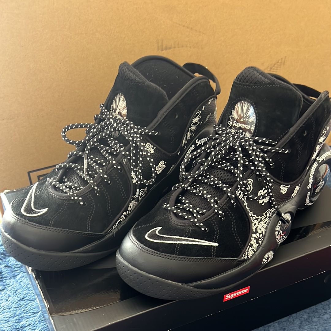 Supreme × Nike Air Zoom Flight 95 SP "Black/White"