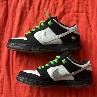 STAPLE × Nike SB Dunk Low "Pigeon Black/White"