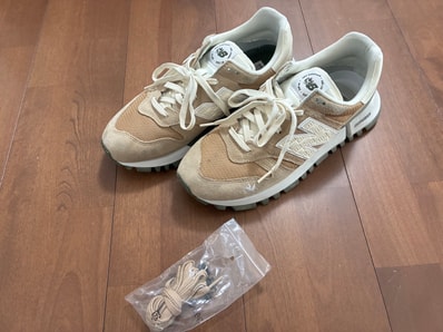 KITH × New Balance RC1300 10th Anniversary "White Pepper"