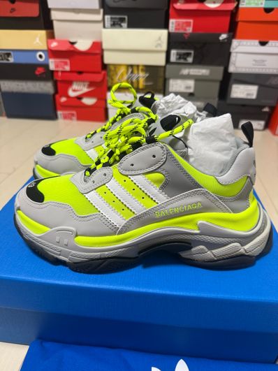 adidas × BALENCIAGA Triple S "Neon Yellow/Black/Grey"