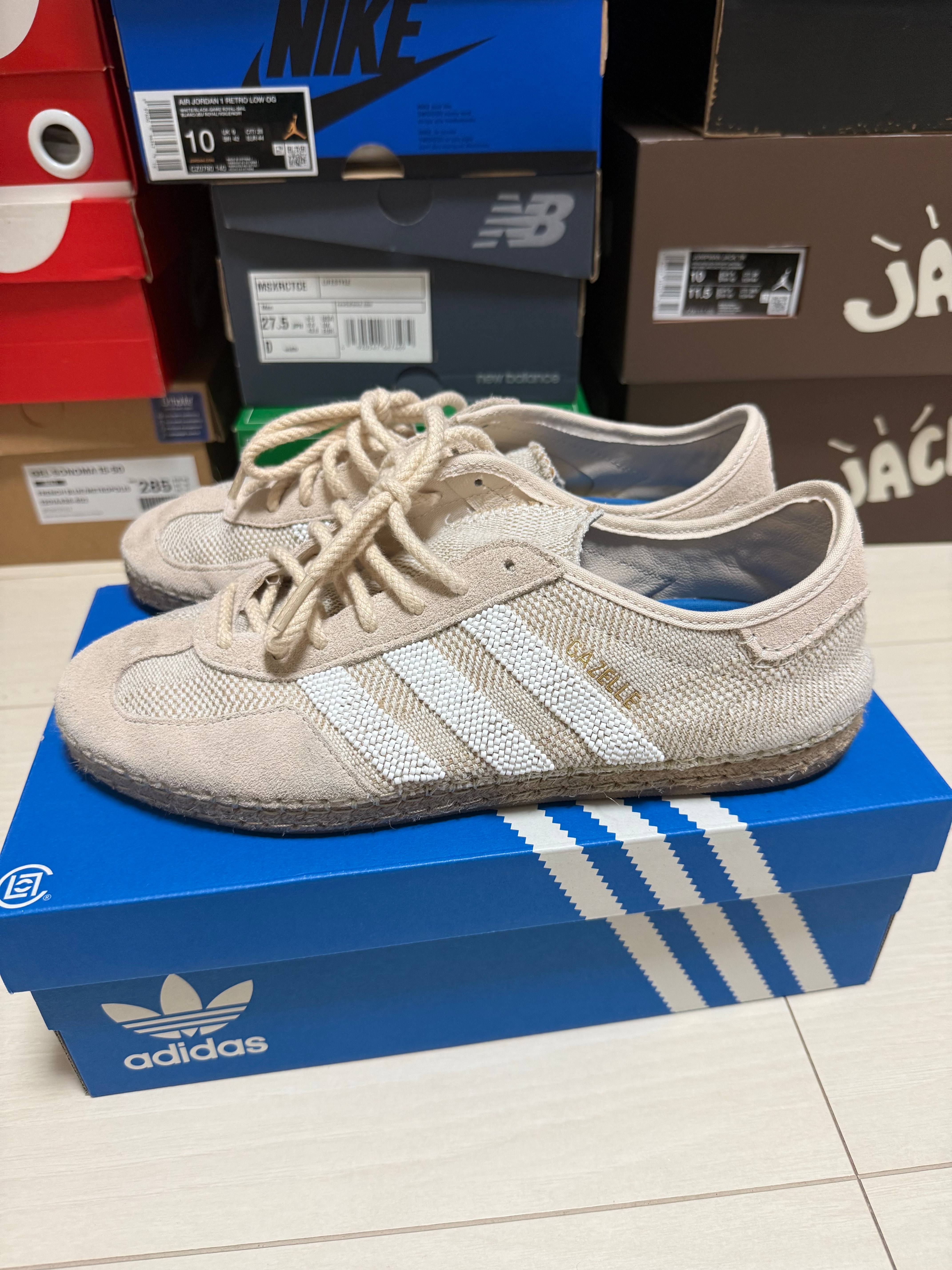 クロット × アディダス オリジナルス ガゼル インドア バイ エディソン・チャン "ヘイローアイボリー"