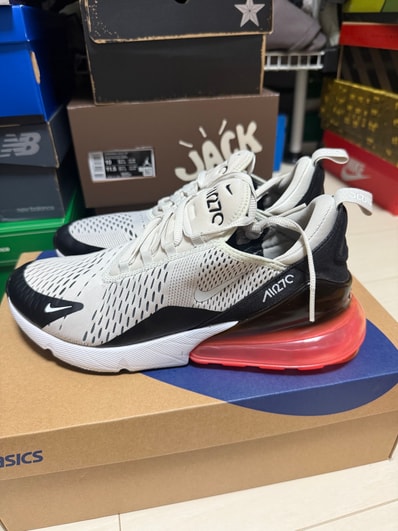 Nike Air Max 270 "Light Bone/Hot Punch"