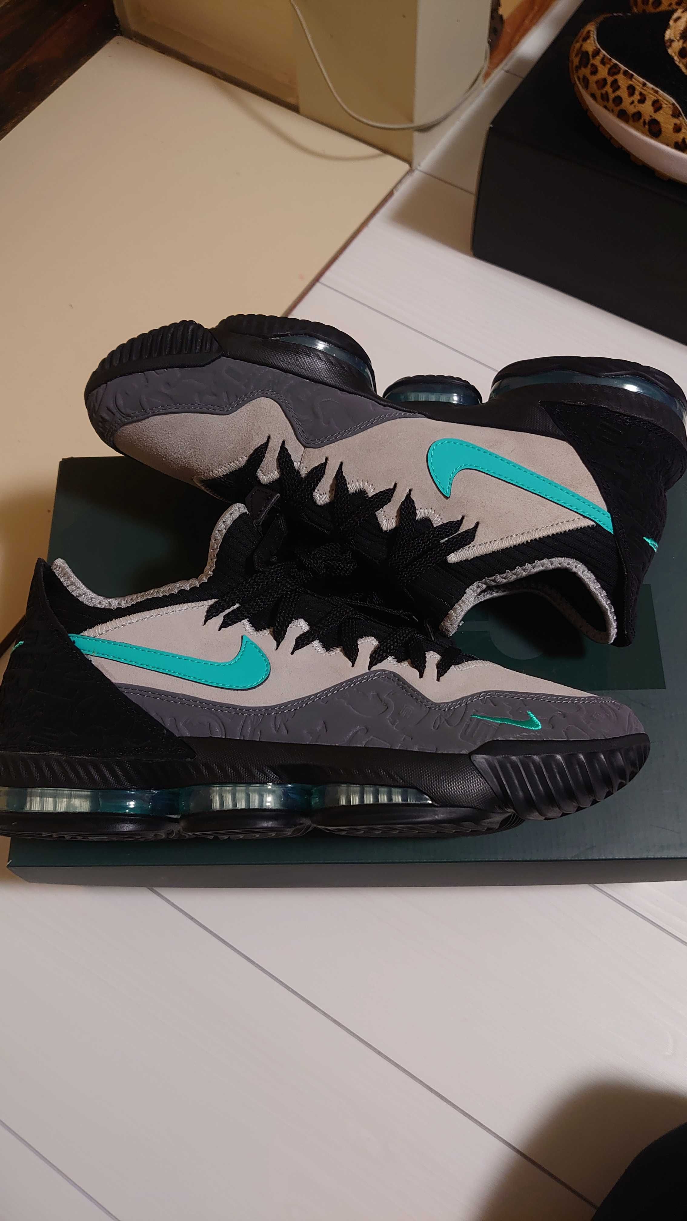 atmos × Nike LeBron 16 "Clear Jade"