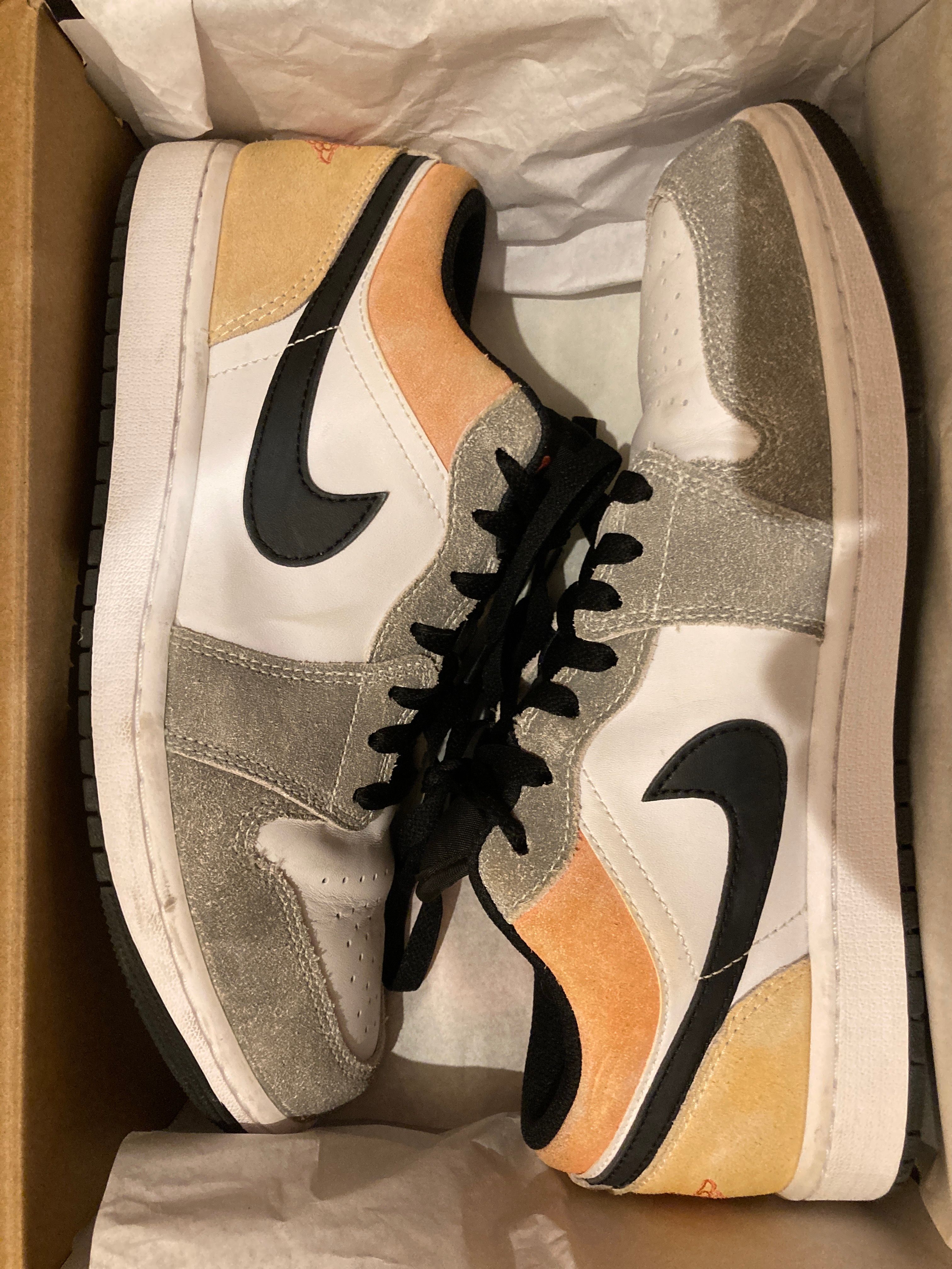 Nike Air Jordan 1 Low "Flight Club"