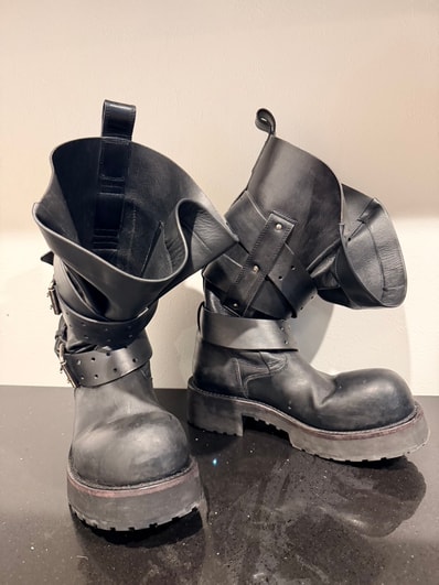 BALENCIAGA Venom High Boots "Black"