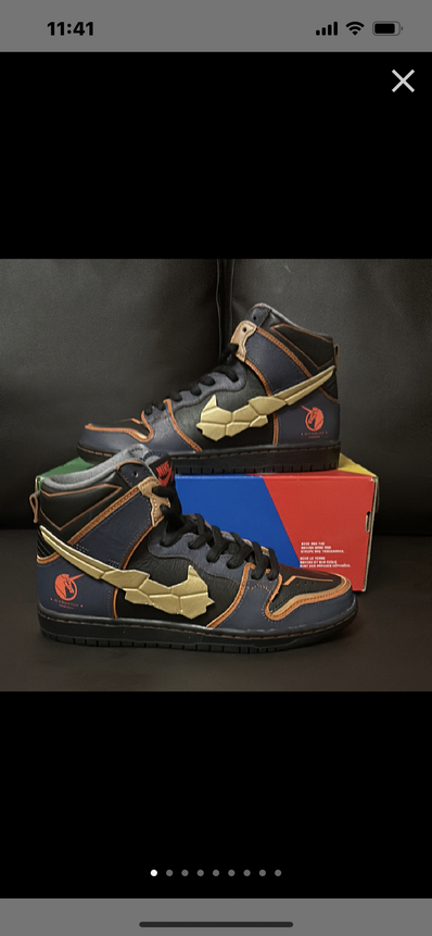 Gundam Unicorn × Nike SB Dunk High PRO QS "Banshee"