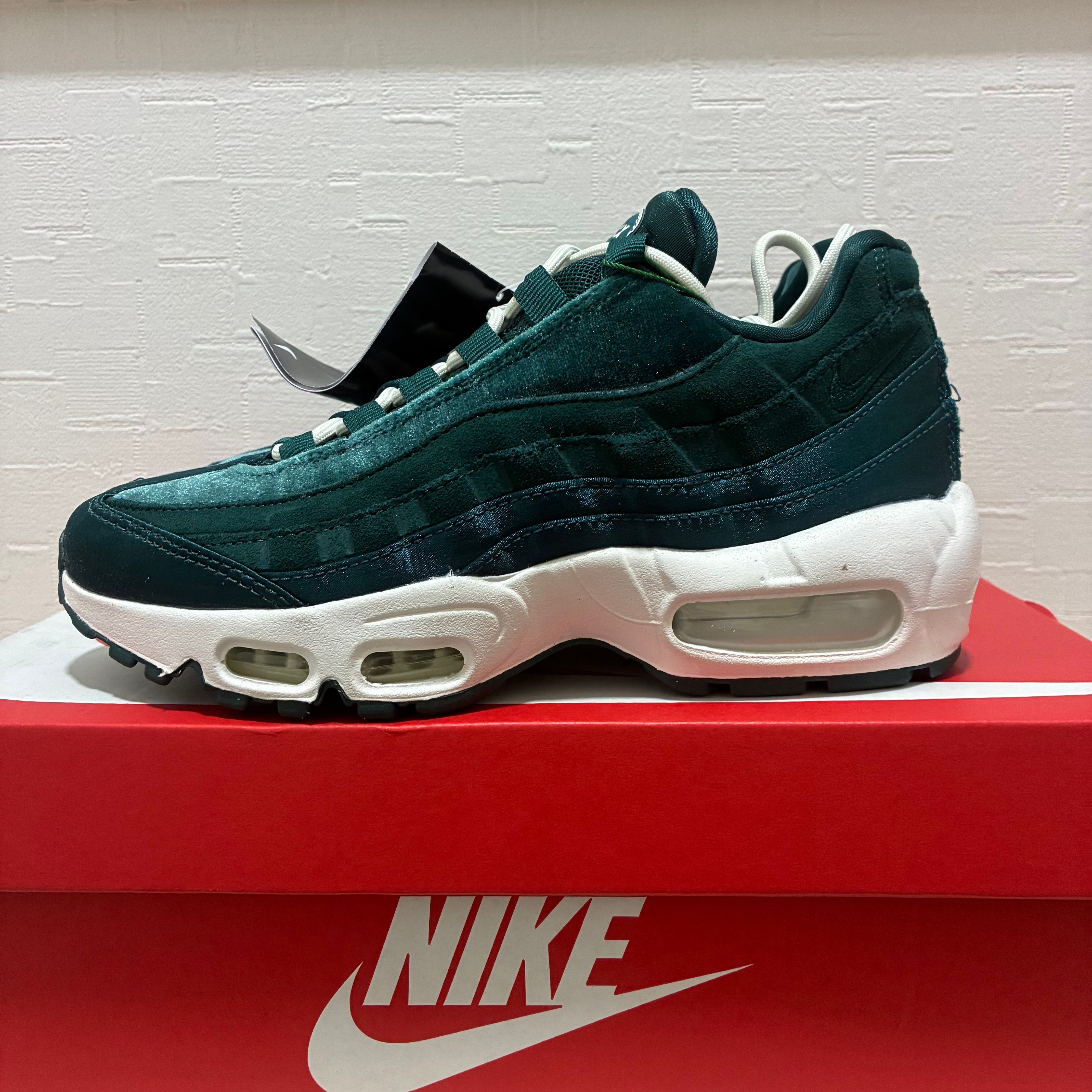 Nike Women's Air Max 95 "Velvet Teal"