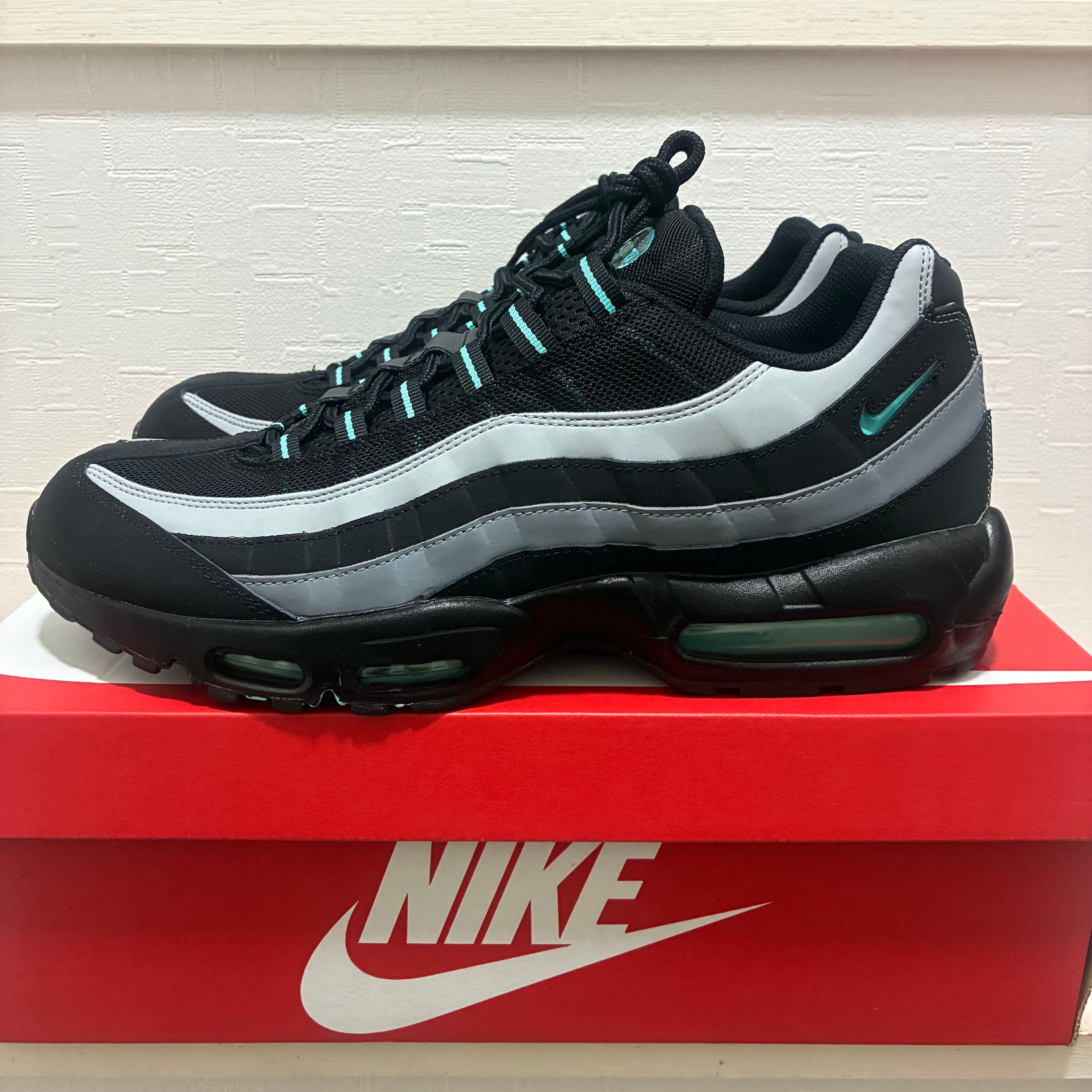 Nike Air Max 95 "Black/Jade Jewel"