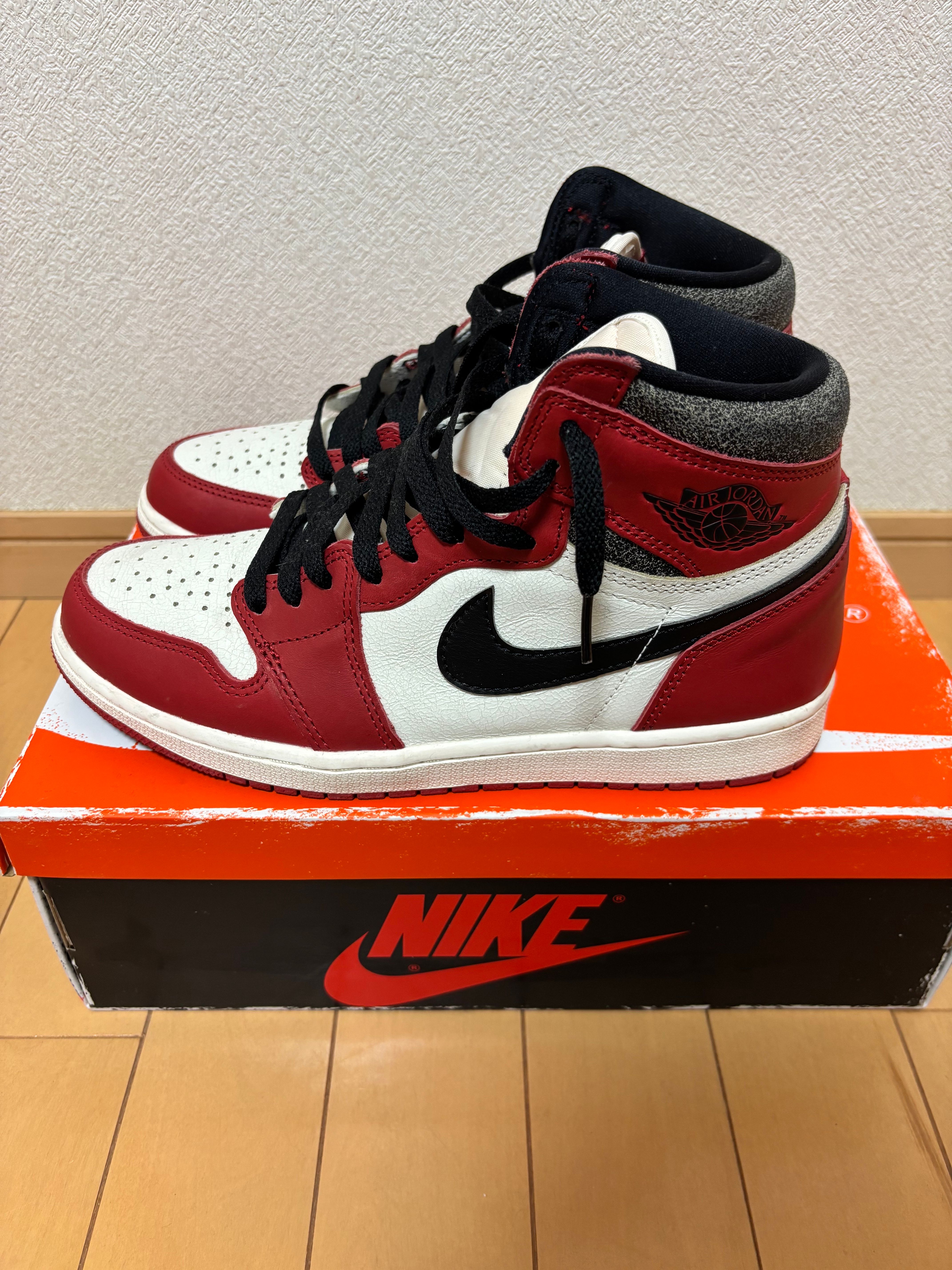 Nike Air Jordan 1 High OG "Lost & Found/Chicago"