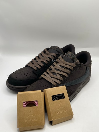 Travis Scott × Nike Air Jordan 1 Low OG SP "Velvet Brown and Dark Mocha"