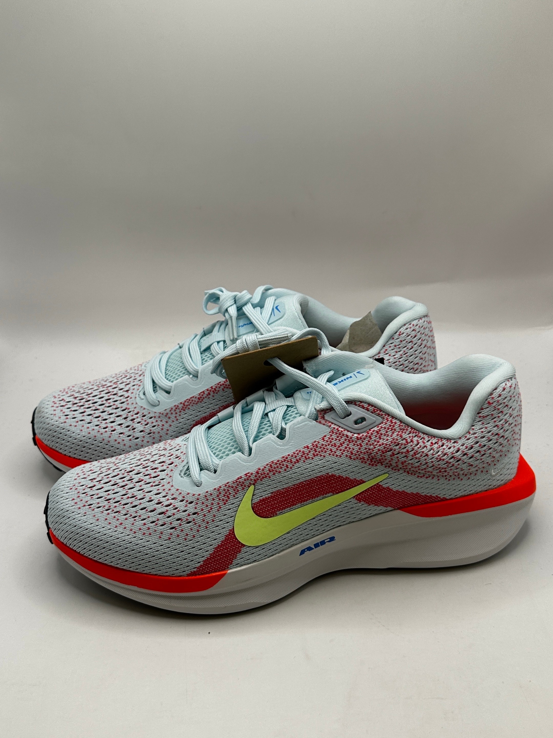 Nike Winflo 11 "Glacier Blue/Bright Crimson/Sail/Barely Volt"