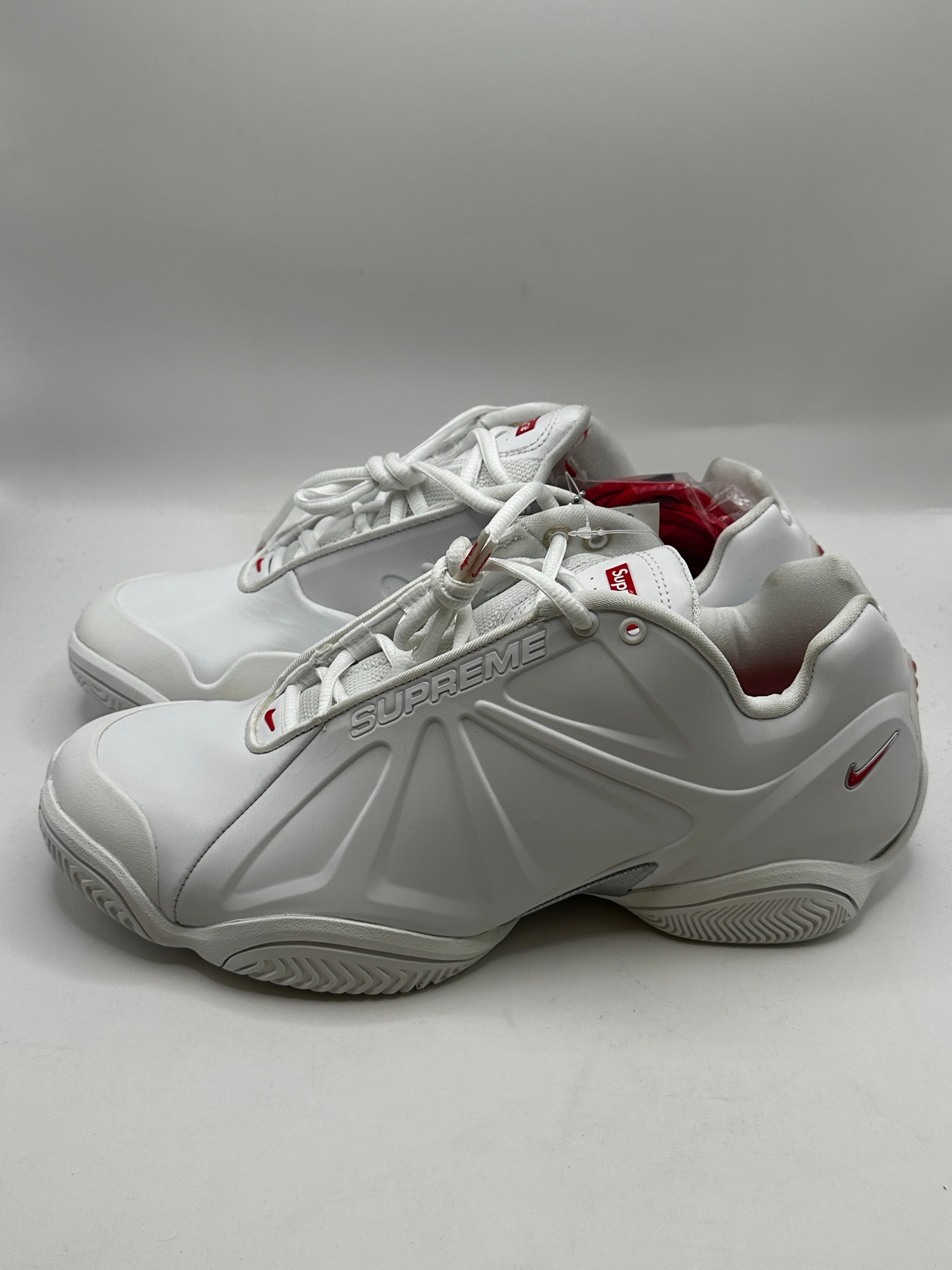 Supreme × Nike Air Zoom Courtposite "White"