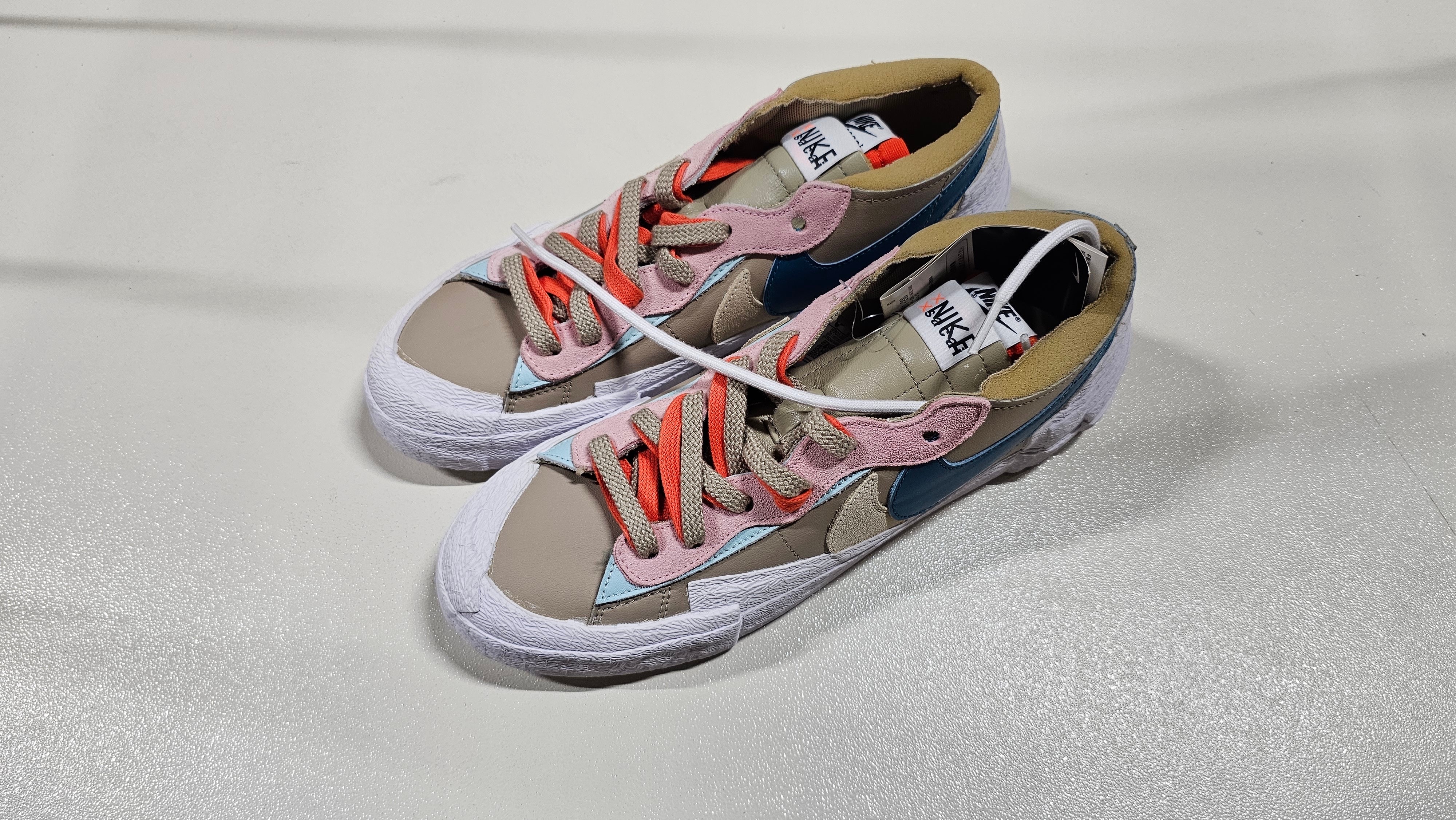 カウズ  × サカイ × ナイキ ブレーザー ロー "リード"