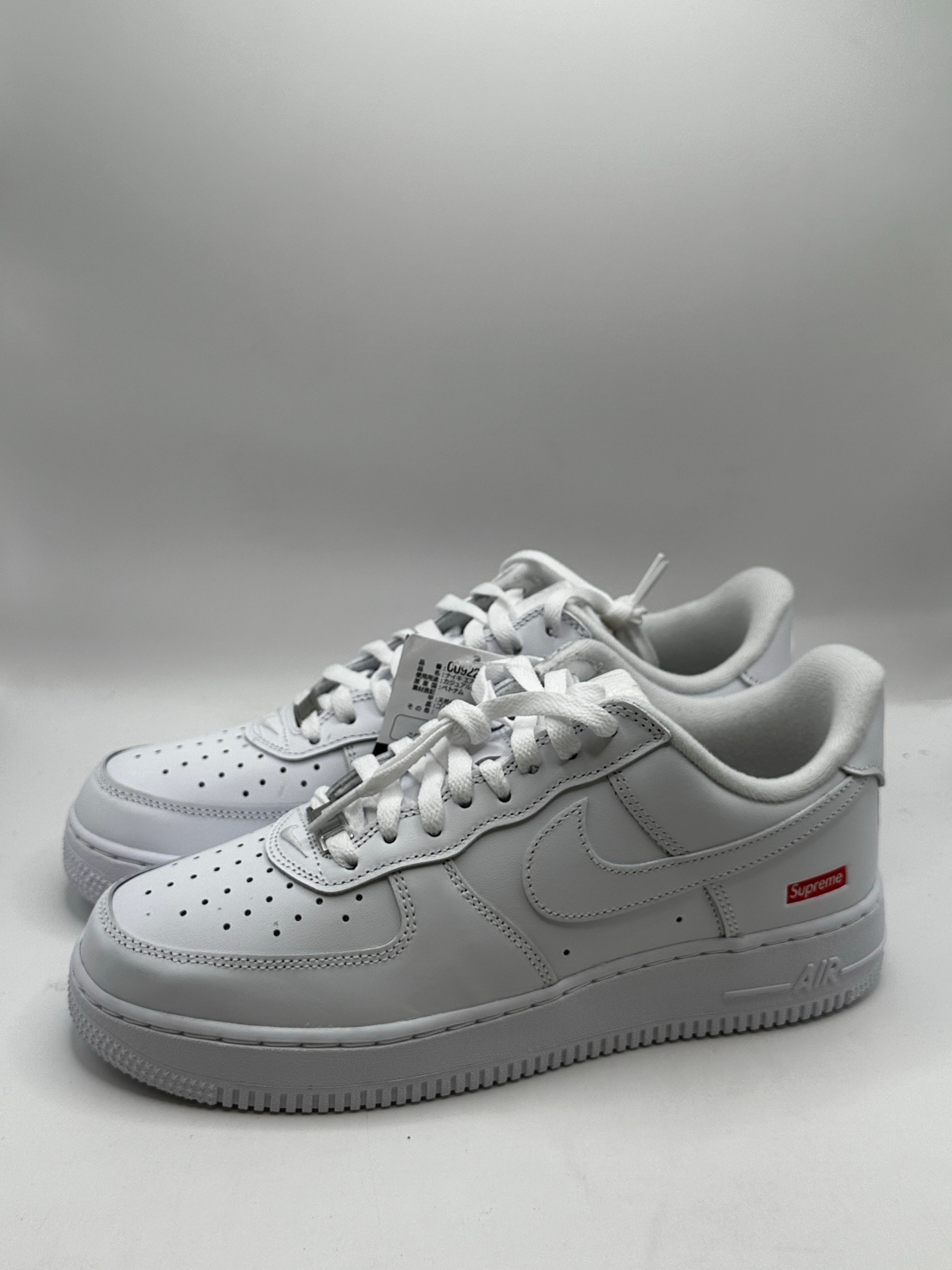 Supreme × Nike Air Force 1 Low "White"