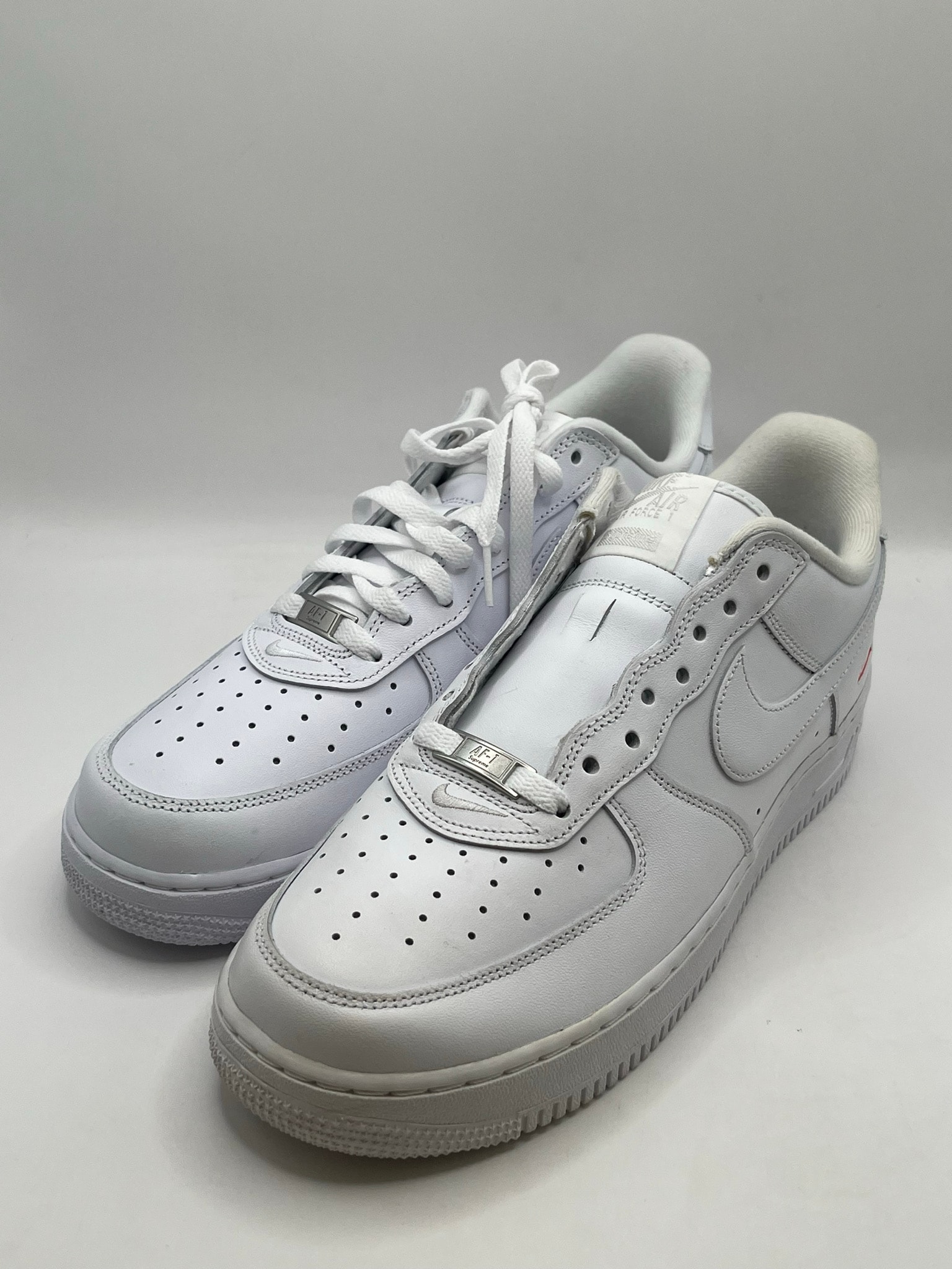 Supreme × Nike Air Force 1 Low "White"