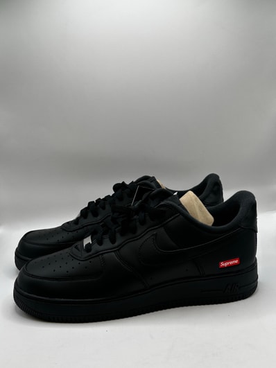 Supreme × Nike Air Force 1 Low "Black"
