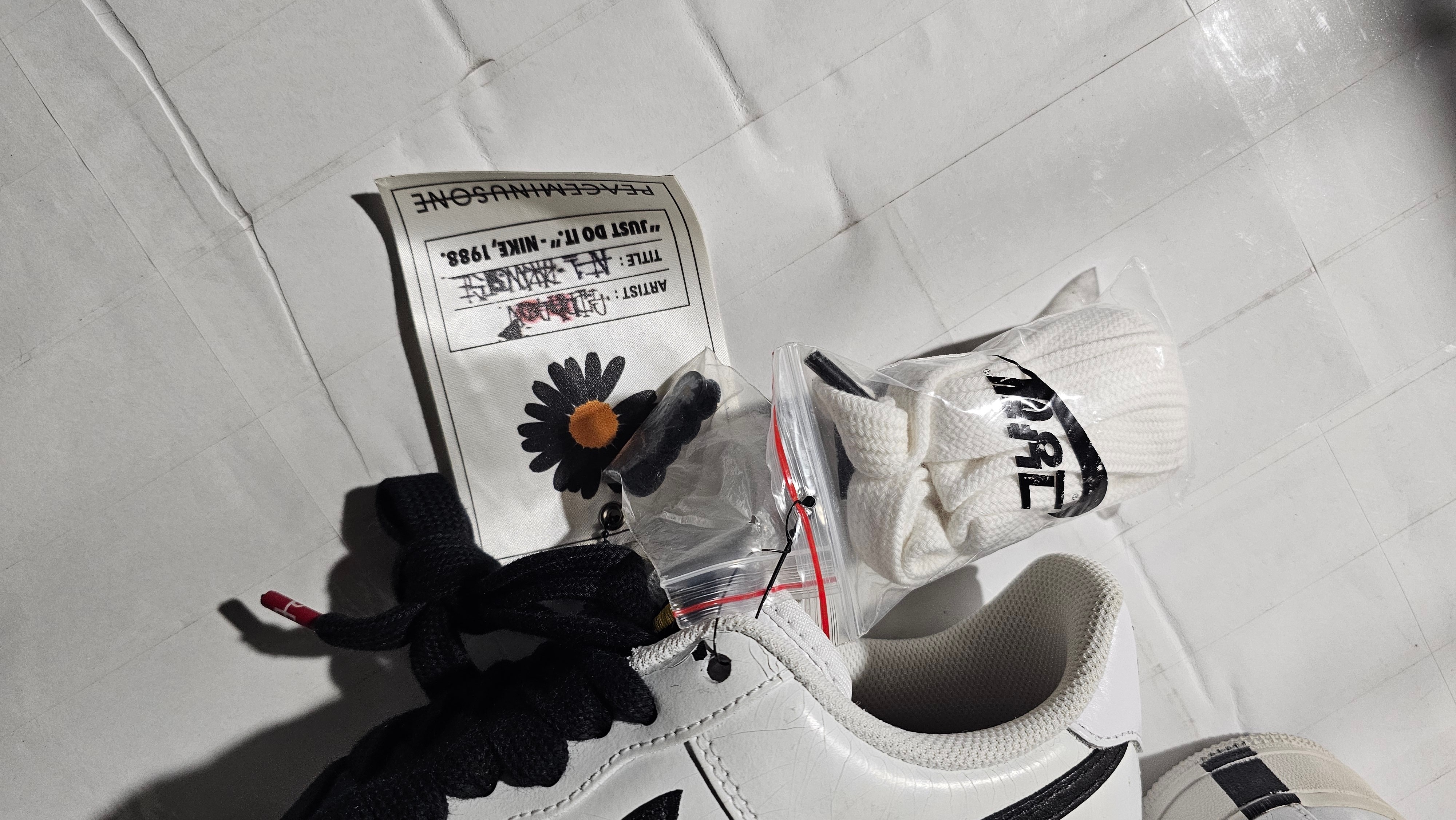 PEACEMINUSONE × Nike Air Force 1 Low "Para-noise/White/Black" / G-DRAGON