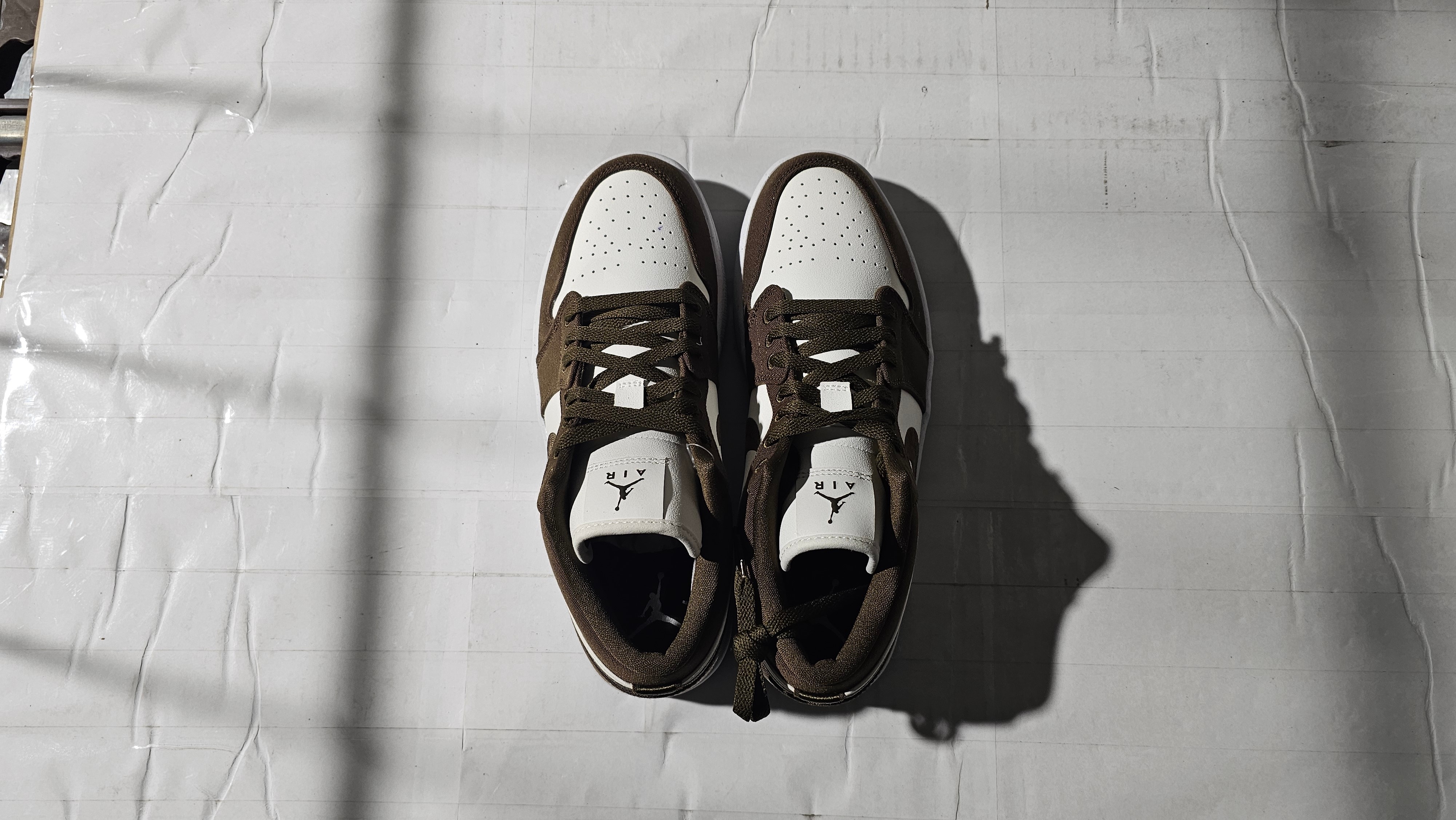 Nike Women's Air Jordan 1 Low SE "Light Olive"