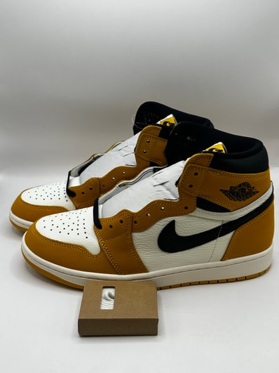 Nike Air Jordan 1 Retro High OG "Yellow Ochre"