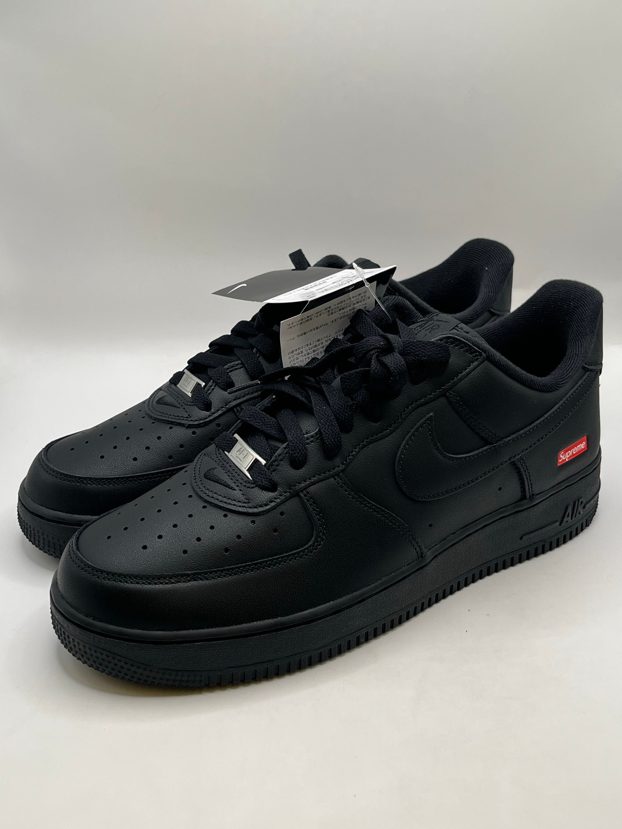 Supreme × Nike Air Force 1 Low "Black"